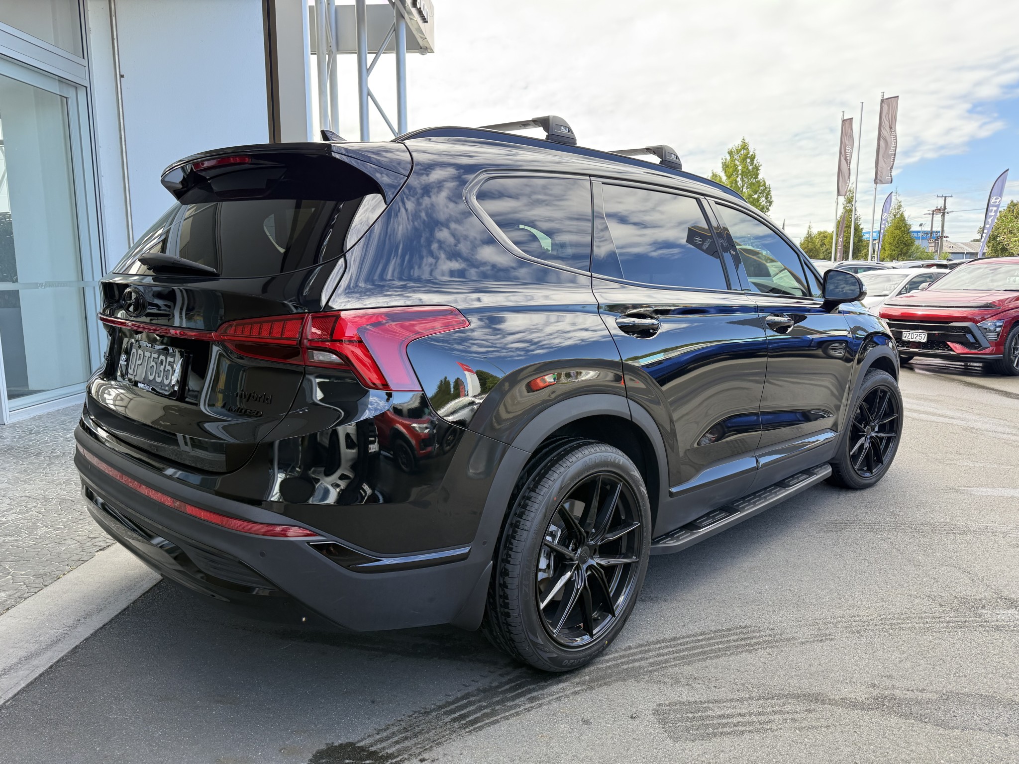 2023 Hyundai Santa Fe | TM HYBRID LIMITED  | 25460 | 3