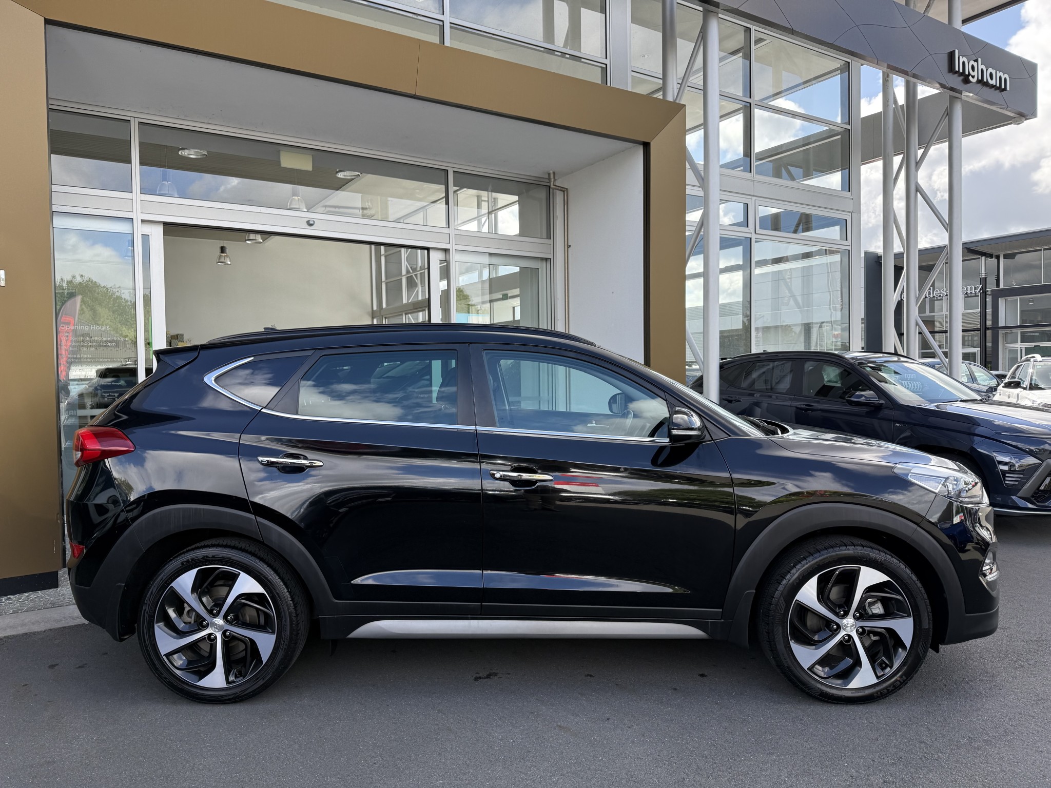 2017 Hyundai Tucson | 1.6T GDI LIMITED | 25482 | 5