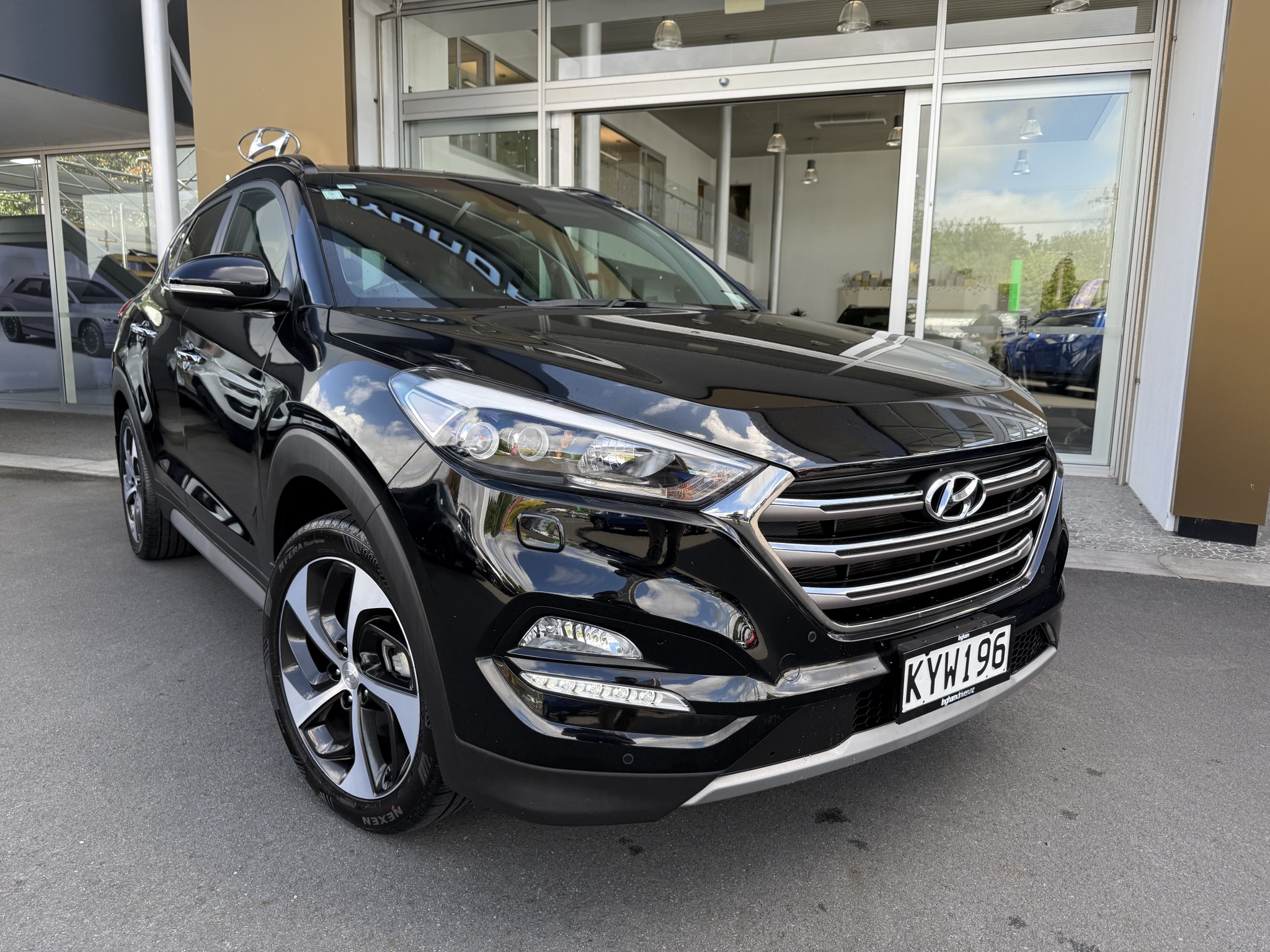 2017 Hyundai Tucson | 1.6T GDI LIMITED | 25482 | 6