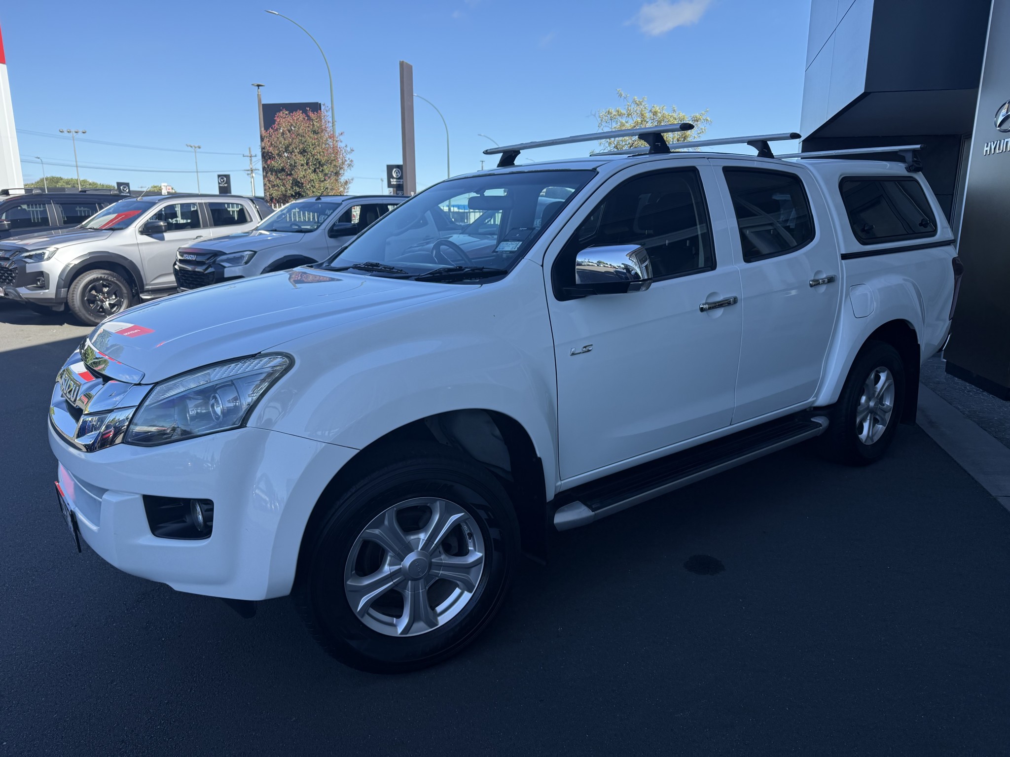 2016 Isuzu D-MAX | LS 3.0D 2WD AUTO | 25568 | 2