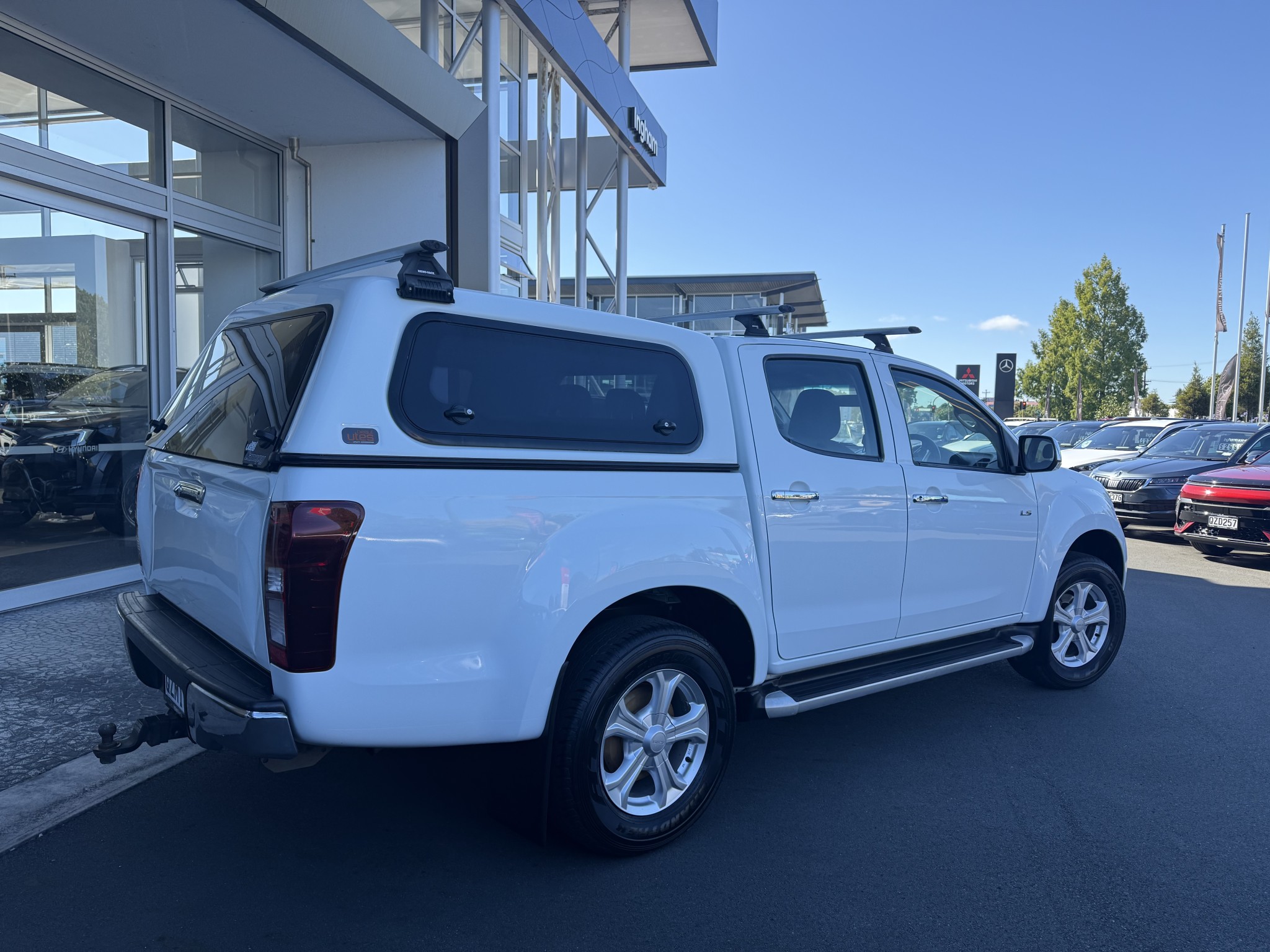 2016 Isuzu D-MAX | LS 3.0D 2WD AUTO | 25568 | 4