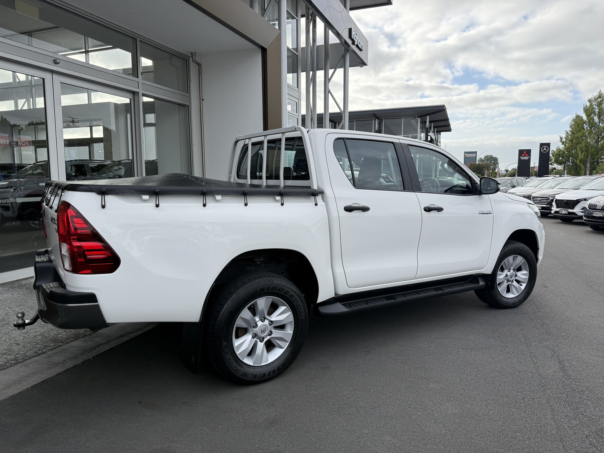 2020 Toyota Hilux | SR TD DC 2.8DT | 25590 | 4