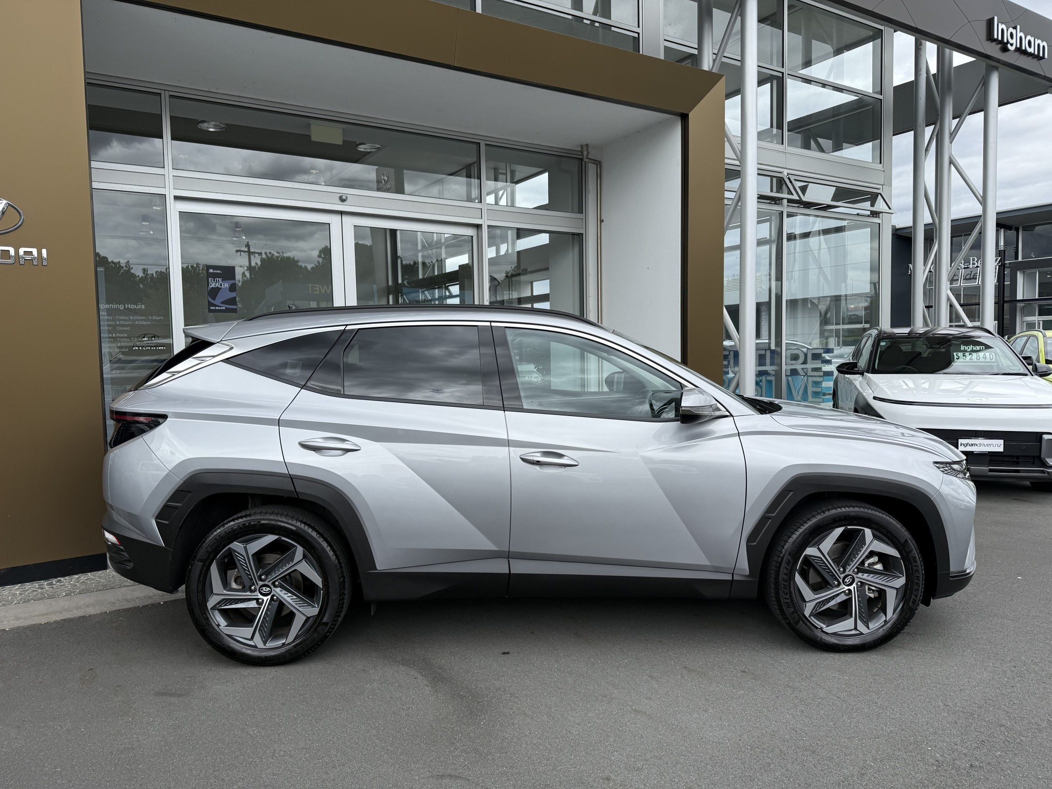 2023 Hyundai Tucson | 1.6 HYBRID ELITE 2WD | 25747 | 4