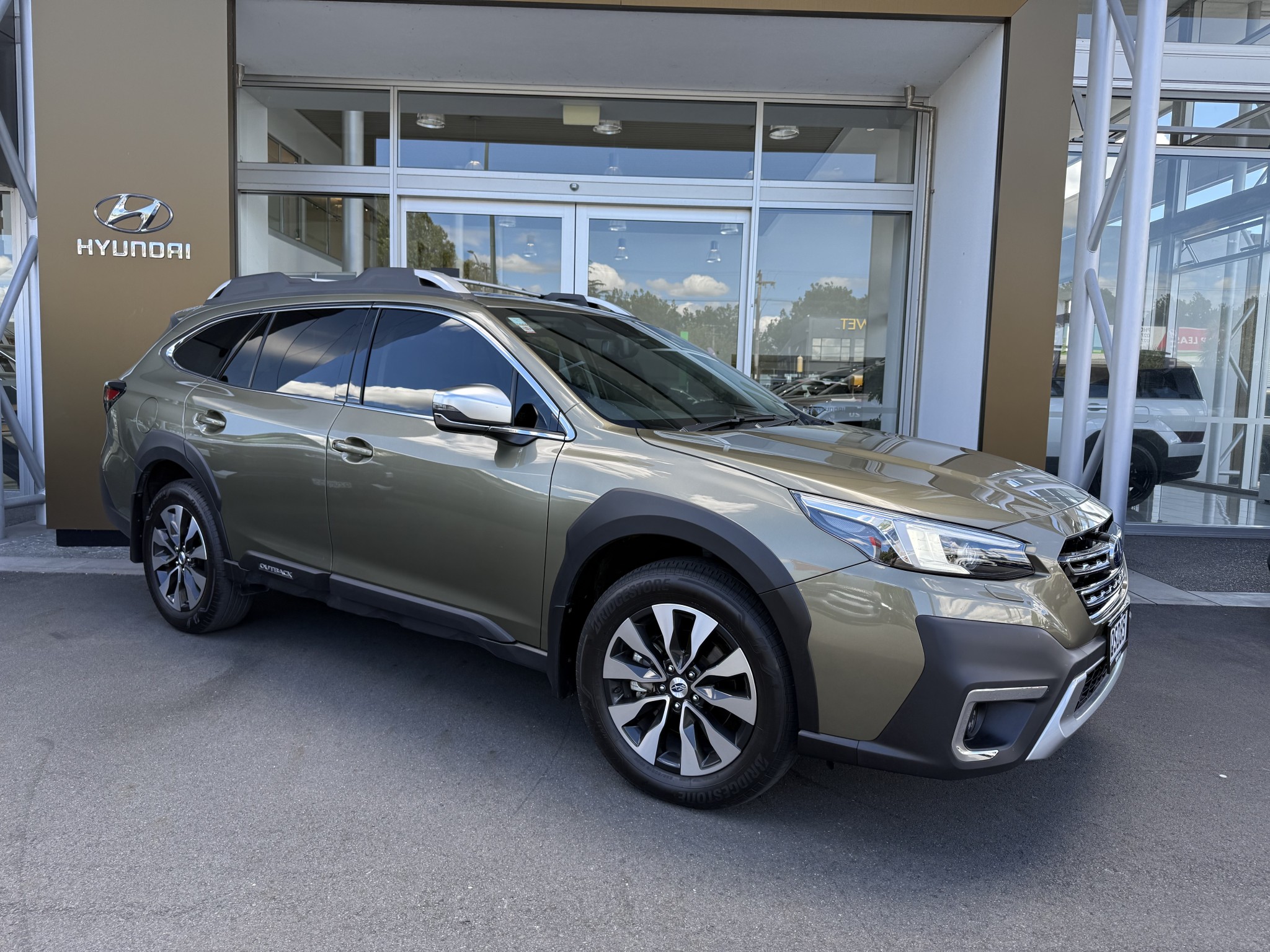 2024 Subaru Outback | XT TOURING 2.4PT/4WD | 25748 | 1