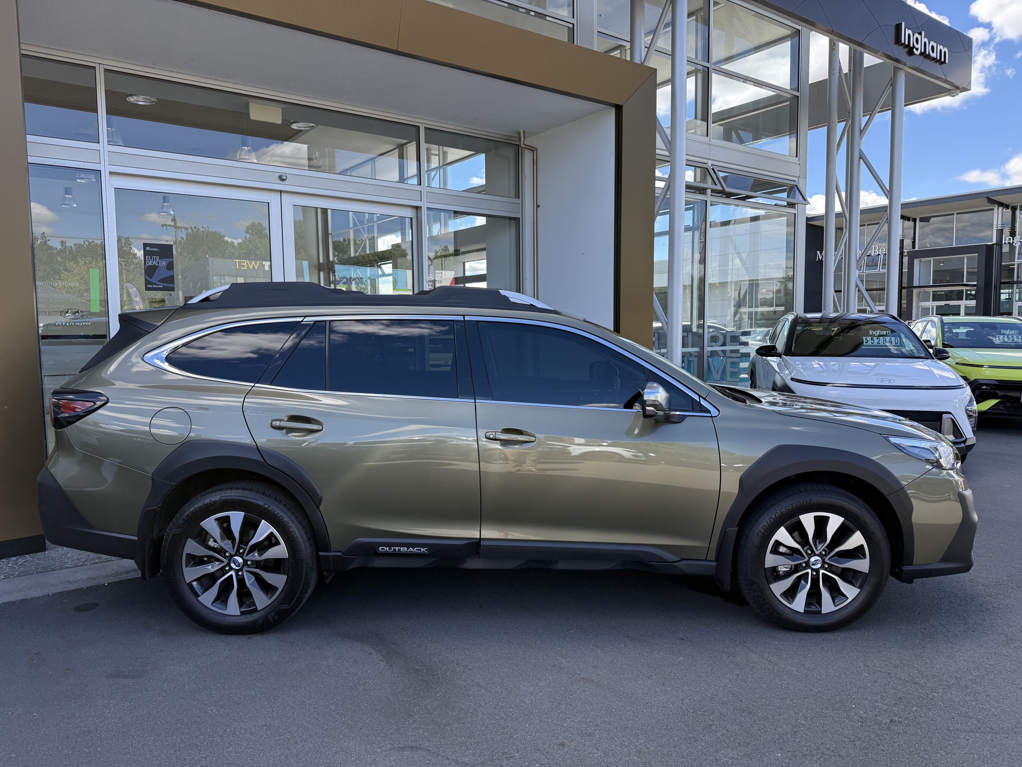 2024 Subaru Outback | XT TOURING 2.4PT/4WD | 25748 | 5