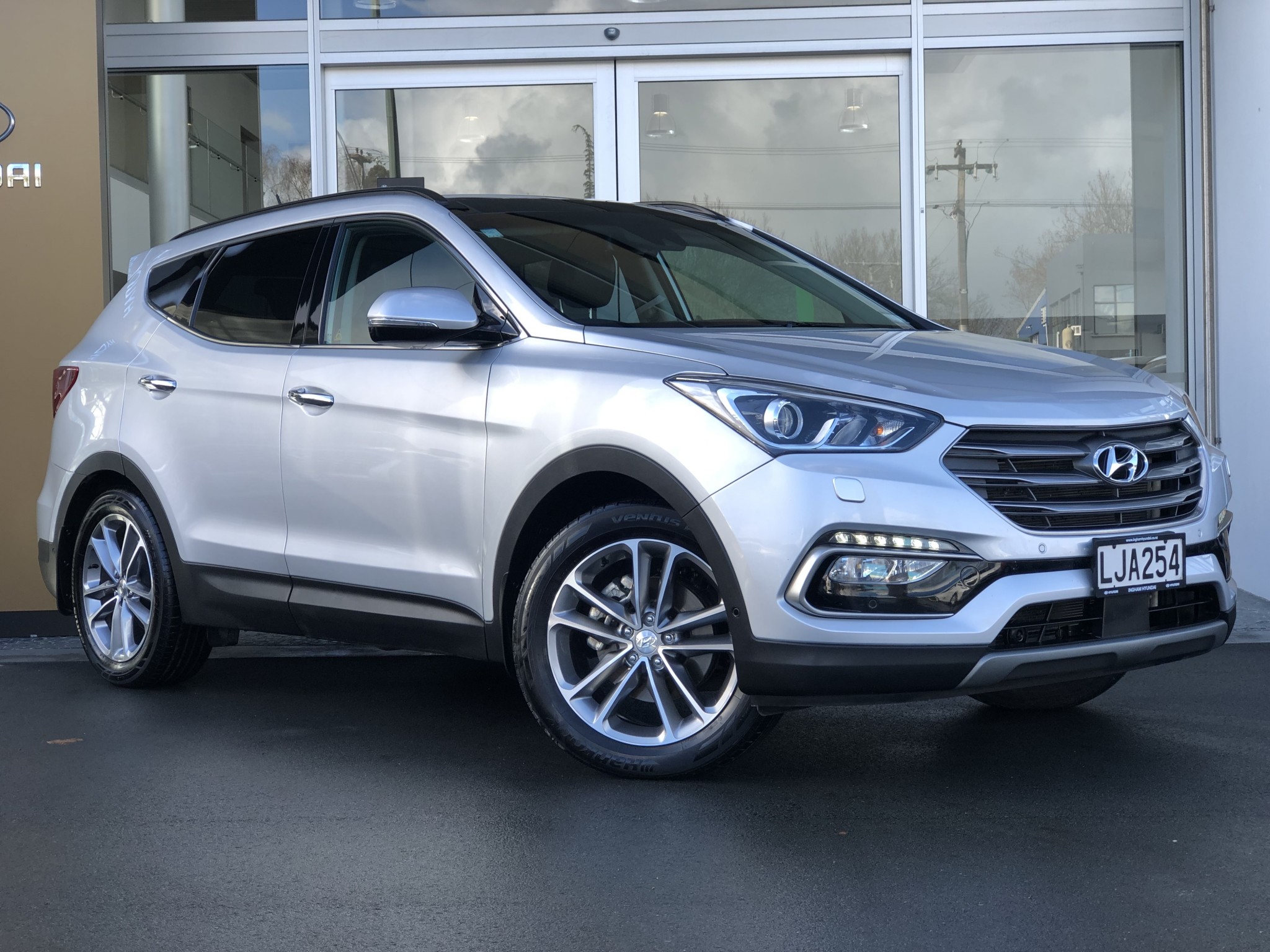 hyundai-santa-fe-2018-3-3l-petrol-v6-elite-2wd-7s