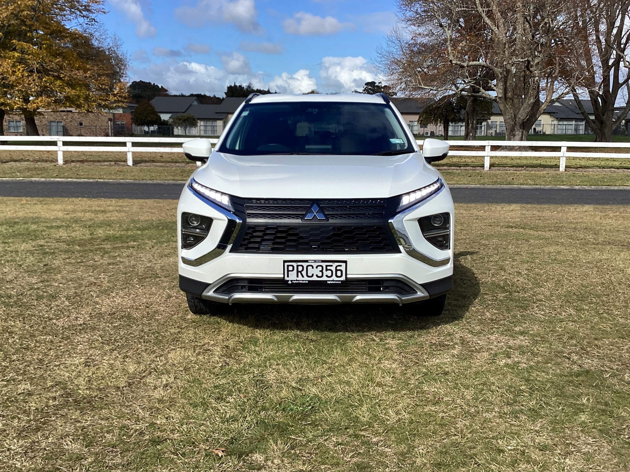 2023 Mitsubishi Eclipse Cross | 2WD XLS, 1.5L Petrol,  8 Stage CVT, SUV. | 23612 | 2