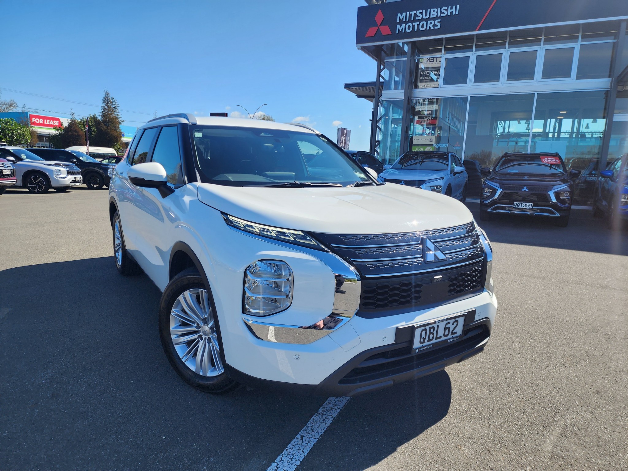 2023 Mitsubishi Outlander | LS 2.5P 4WD | 24579 | 1