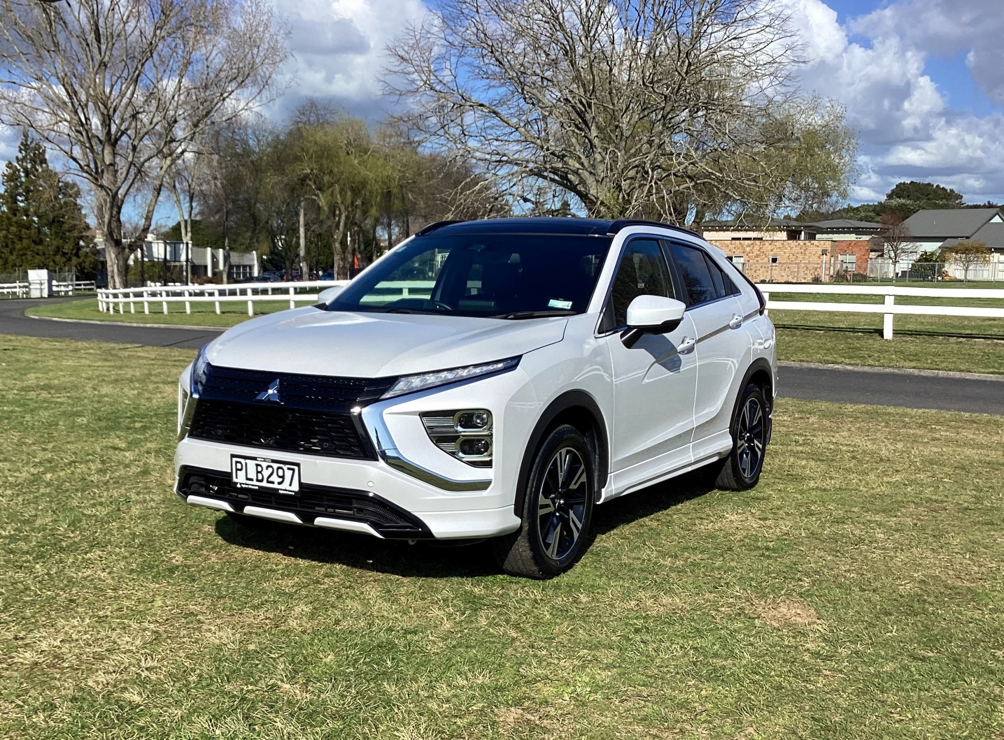 2022 Mitsubishi Eclipse Cross | VRX, 1.5L Turbo,  8 Stage CVT, SUV. | 24289 | 3