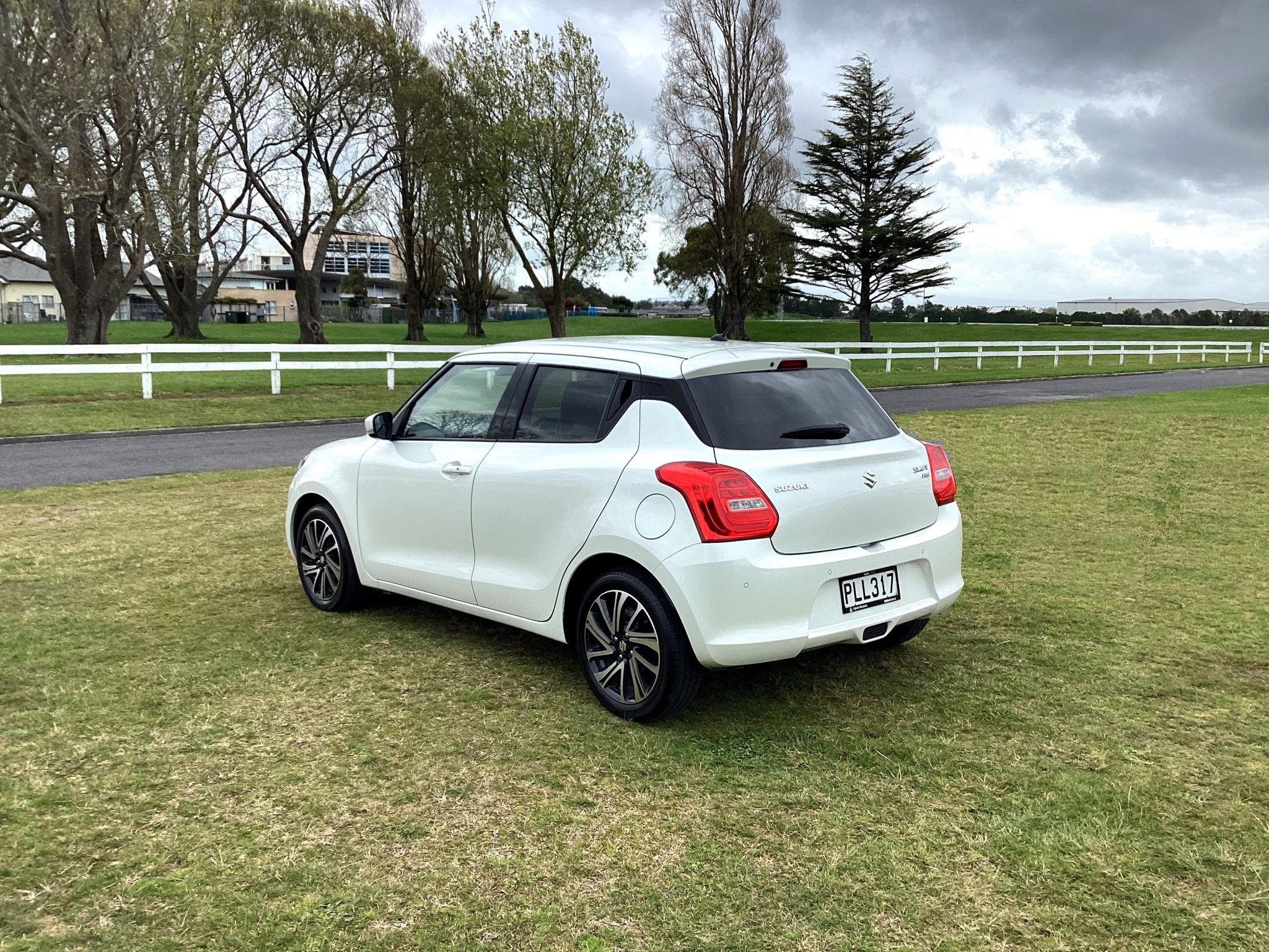 2022 Suzuki Swift | RS, 1L Petrol Turbo, 6 Speed Automatic, Hatchback. | 24717 | 4