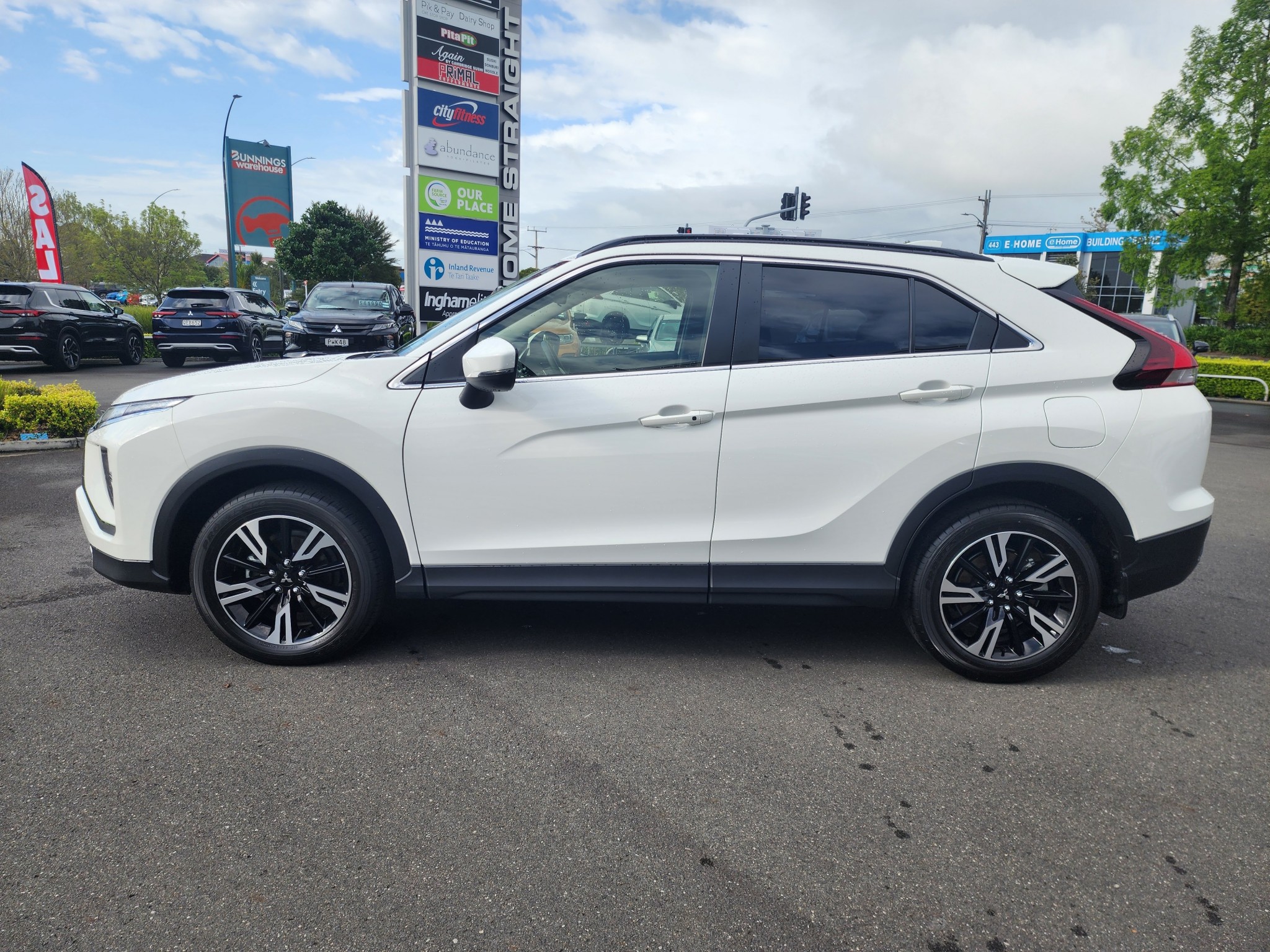 2024 Mitsubishi Eclipse Cross | XLS 1.5L 2WD  | 24849 | 3