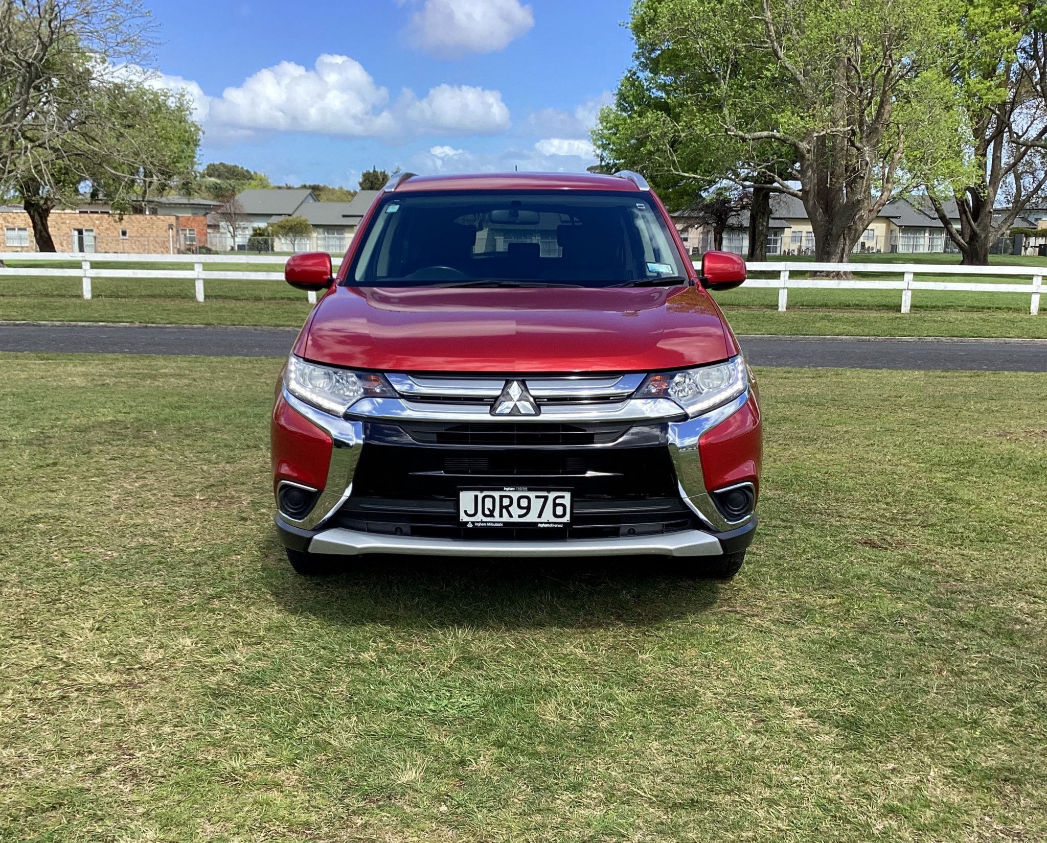 2016 Mitsubishi Outlander | LS, 2.4L Petrol, 4WD, CVT, 5 Seat, SUV. | 24651 | 2