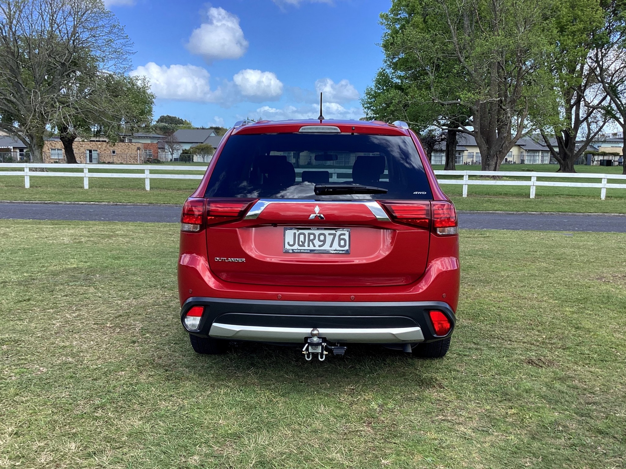 2016 Mitsubishi Outlander | LS, 2.4L Petrol, 4WD, CVT, 5 Seat, SUV. | 24651 | 5