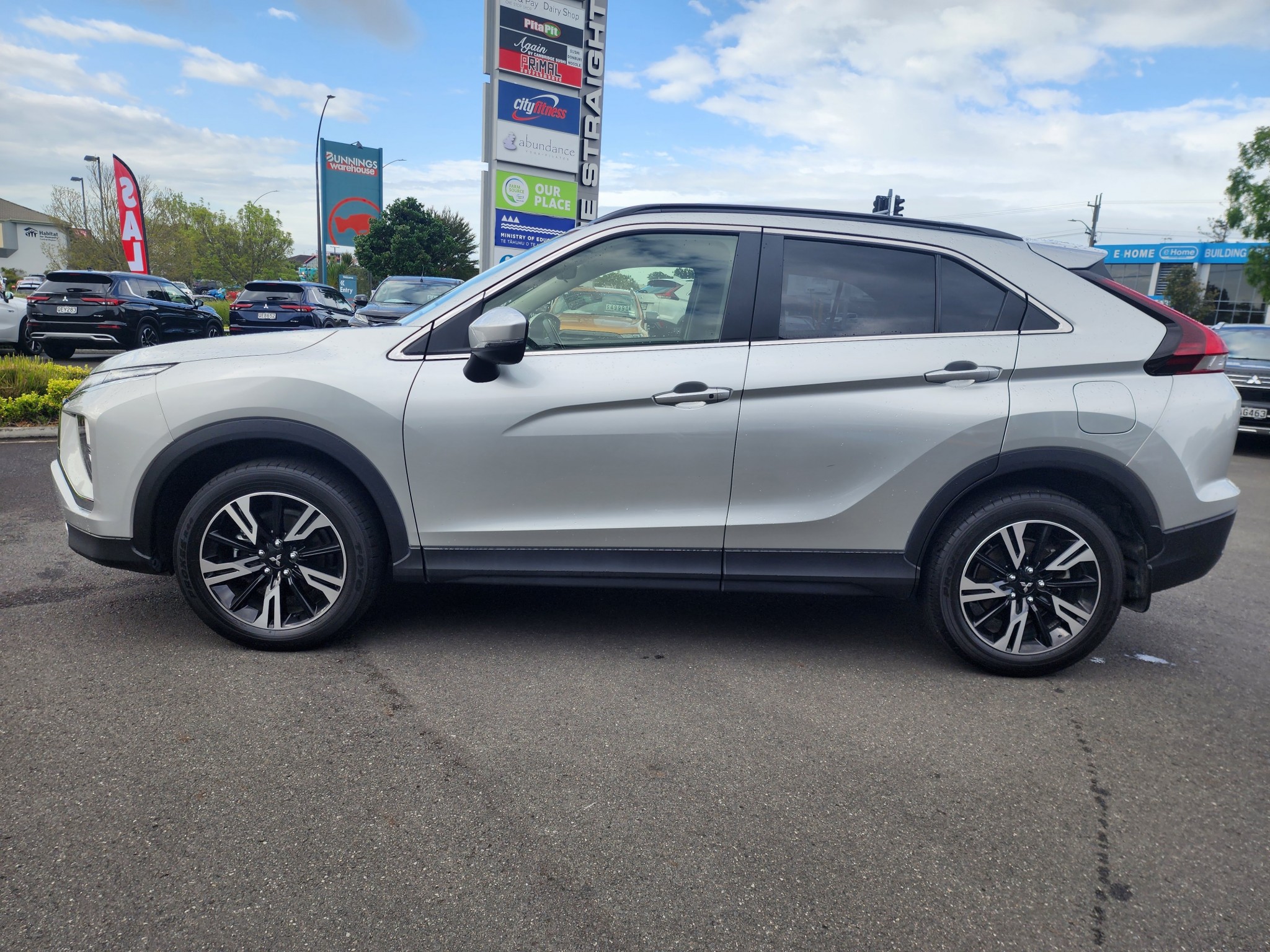 2023 Mitsubishi Eclipse Cross | XLS 1.5P 2WD | 24855 | 3