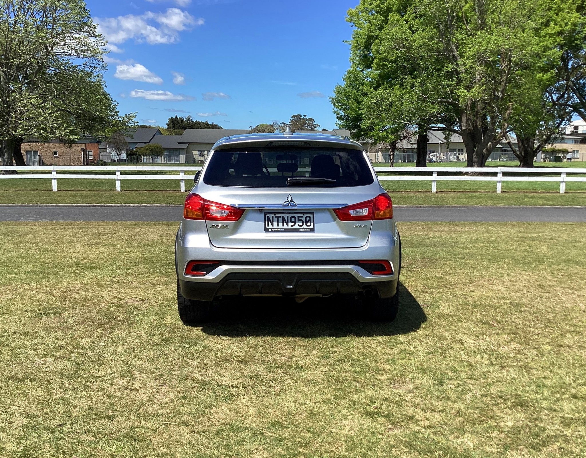 2018 Mitsubishi ASX | XLS 2.0L Petrol, CVT, SUV. | 24904 | 6