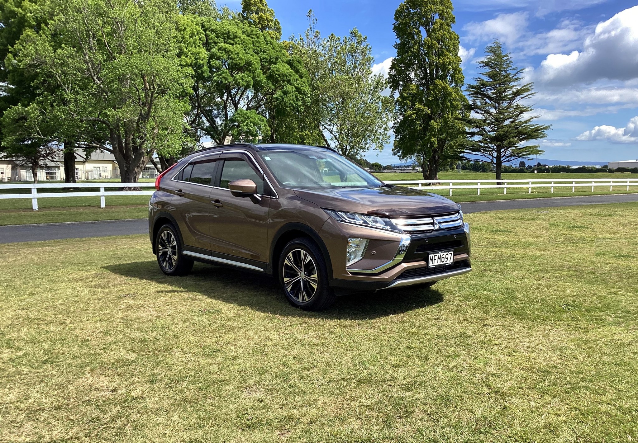 2019 Mitsubishi Eclipse Cross | VRX, 1.5L Petrol Turbo, 8 Stage CVT, SUV. | 24964 | 1