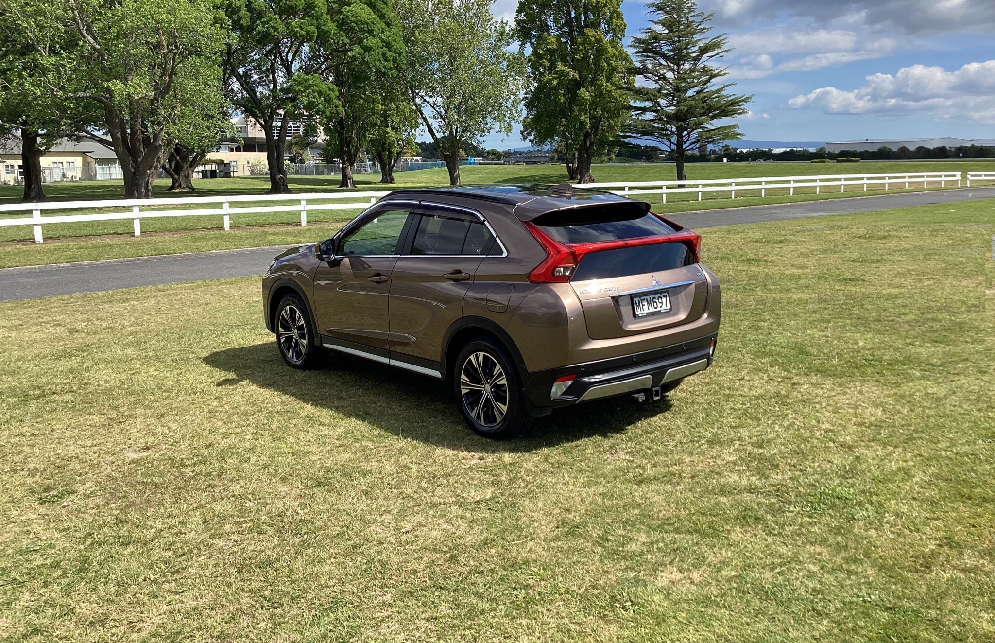 2019 Mitsubishi Eclipse Cross | VRX, 1.5L Petrol Turbo, 8 Stage CVT, SUV. | 24964 | 4