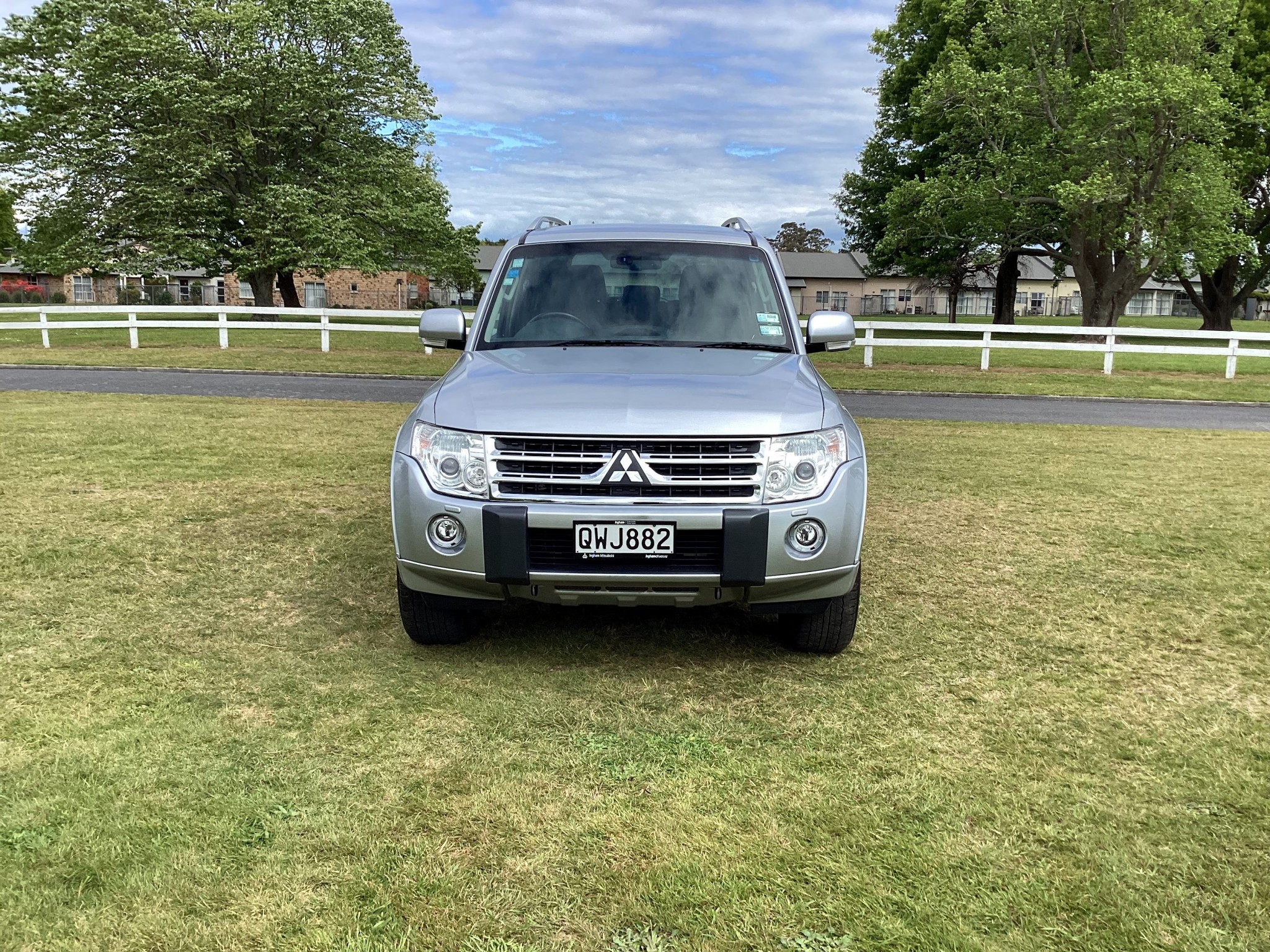 2011 Mitsubishi Pajero | EXCEED, 3.2L Diesel,  Automatic, 7 Seat, SUV. | 24984 | 2