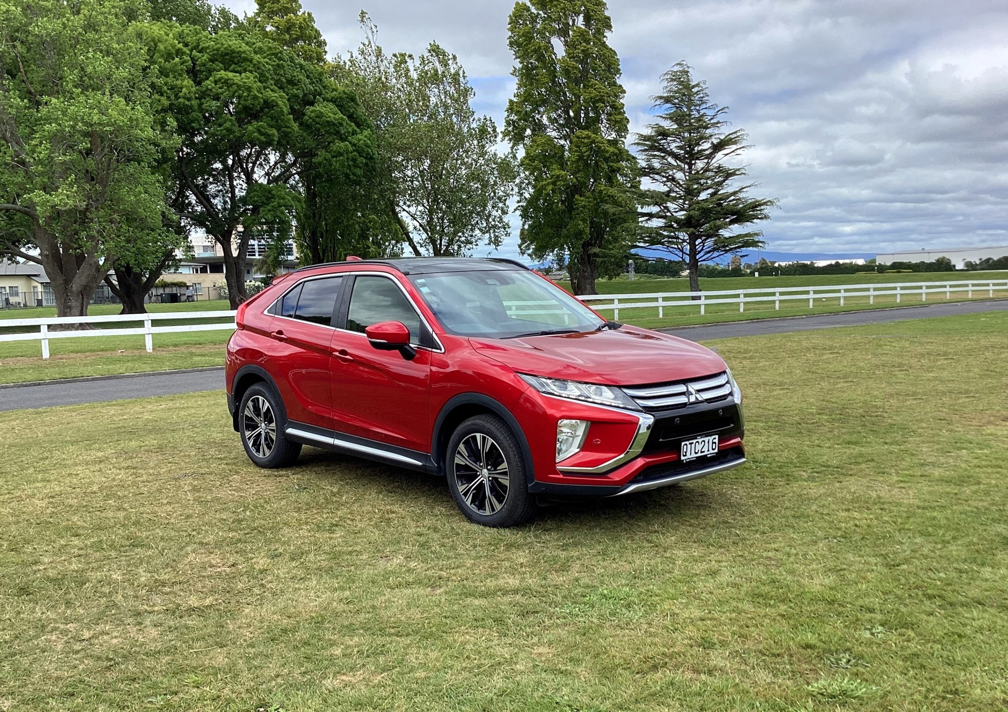 2017 Mitsubishi Eclipse Cross | VRX, 1.5L Petrol / Turbo, 8 Stage CVT, SUV. | 24870 | 1