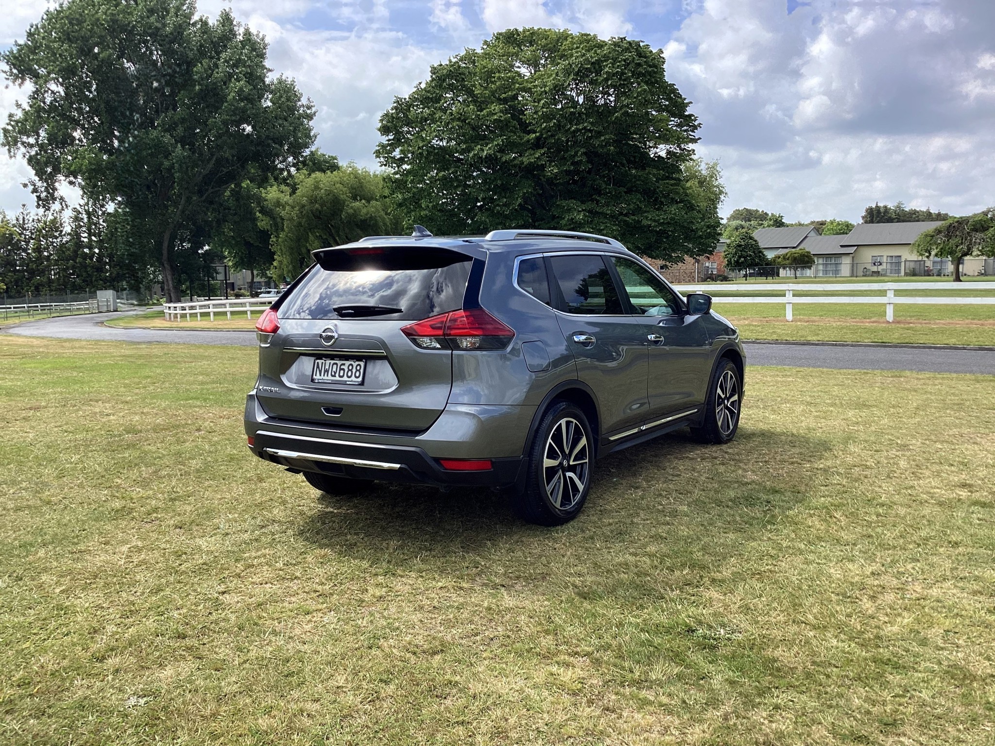 2021 Nissan X-Trail | TI, 2.5L Petrol, 4WD, 6 Stage CVT, 5 Seat, SUV. | 25100 | 6