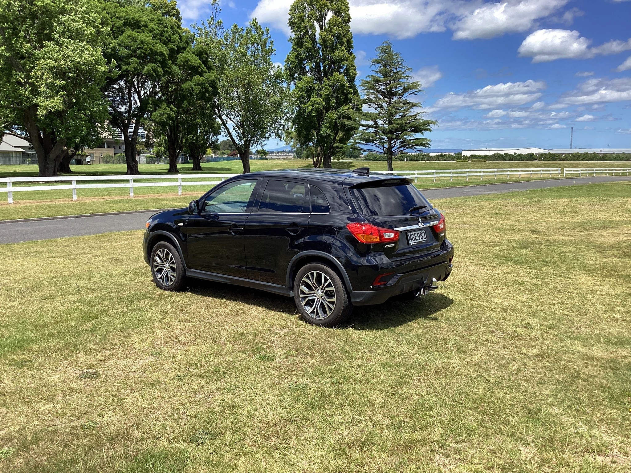 2019 Mitsubishi ASX | XLS, 2.0L Petrol, CVT, SUV. | 24919 | 5