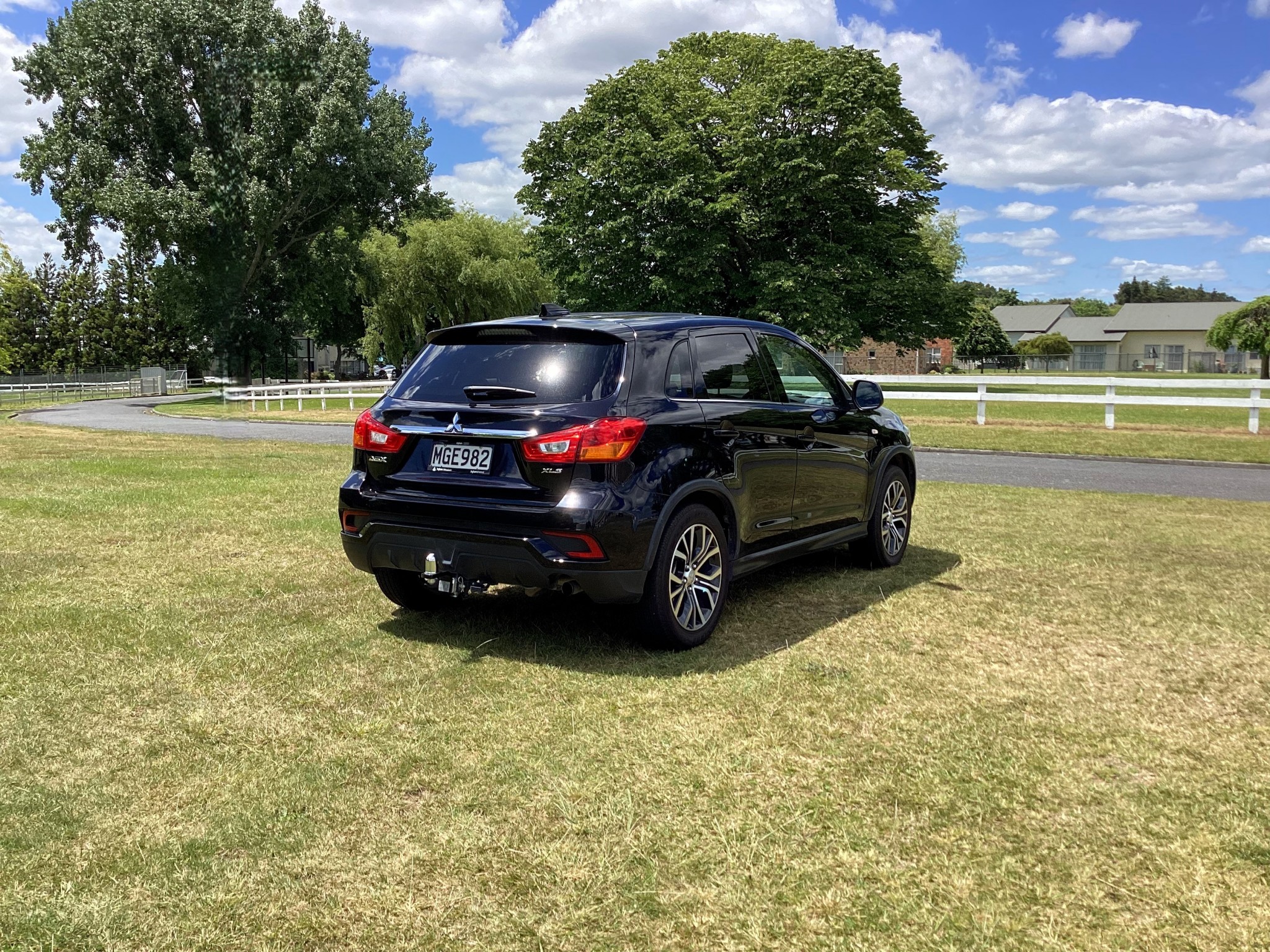 2019 Mitsubishi ASX | XLS, 2.0L Petrol, CVT, SUV. | 24919 | 7