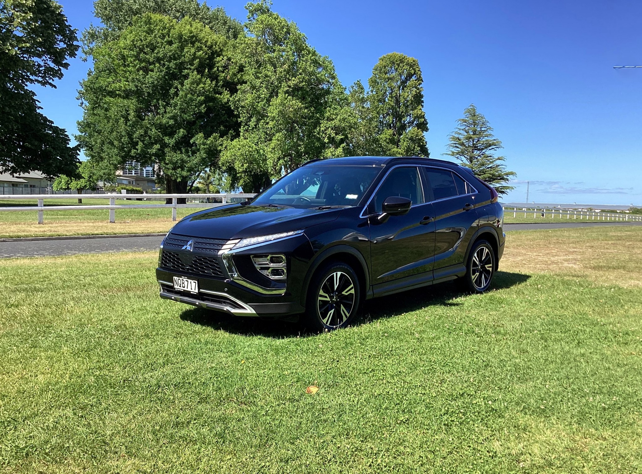 2021 Mitsubishi Eclipse Cross | VRX, 1.5L Petrol Turbo, 4WD, 8 Stage CVT, SUV. | 25024 | 3