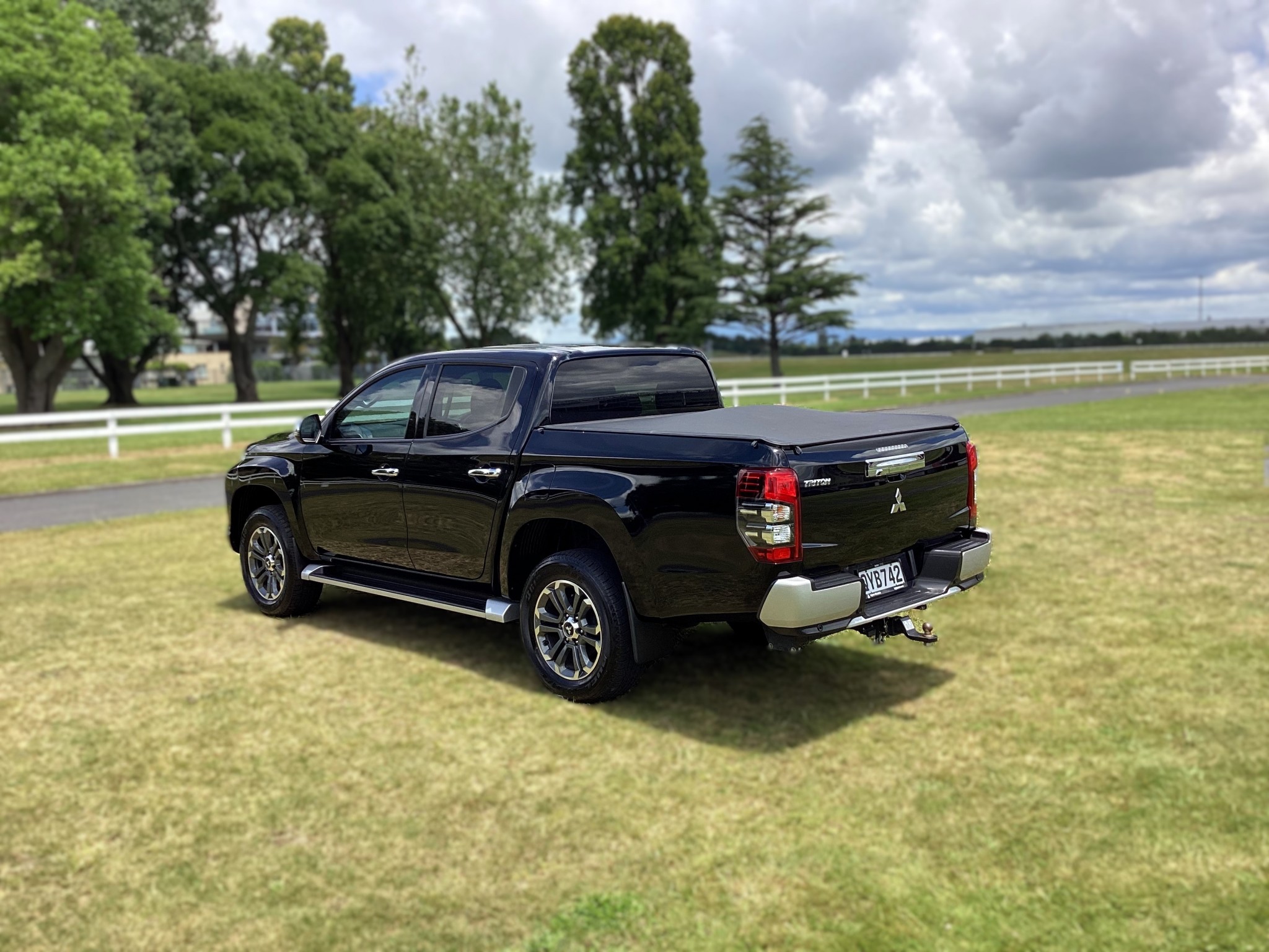 2022 Mitsubishi Triton |  2WD GLXR, Doublecab,2.4L Diesel, Auto, Ute. | 25188 | 4