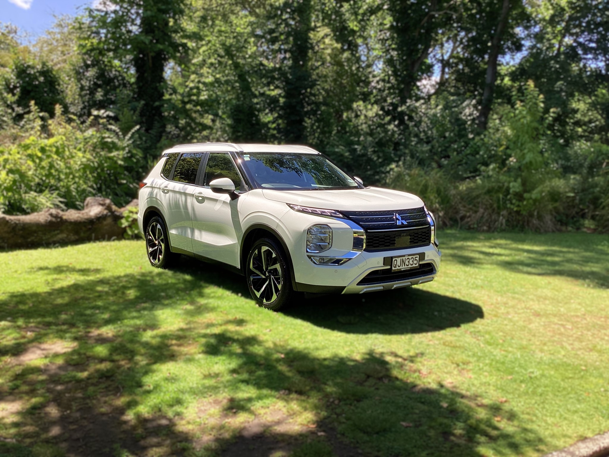 2024 Mitsubishi Outlander | XLS, 2.5L Petrol Turbo, AWD, 8 Stage CVT, SUV. | 25397 | 1