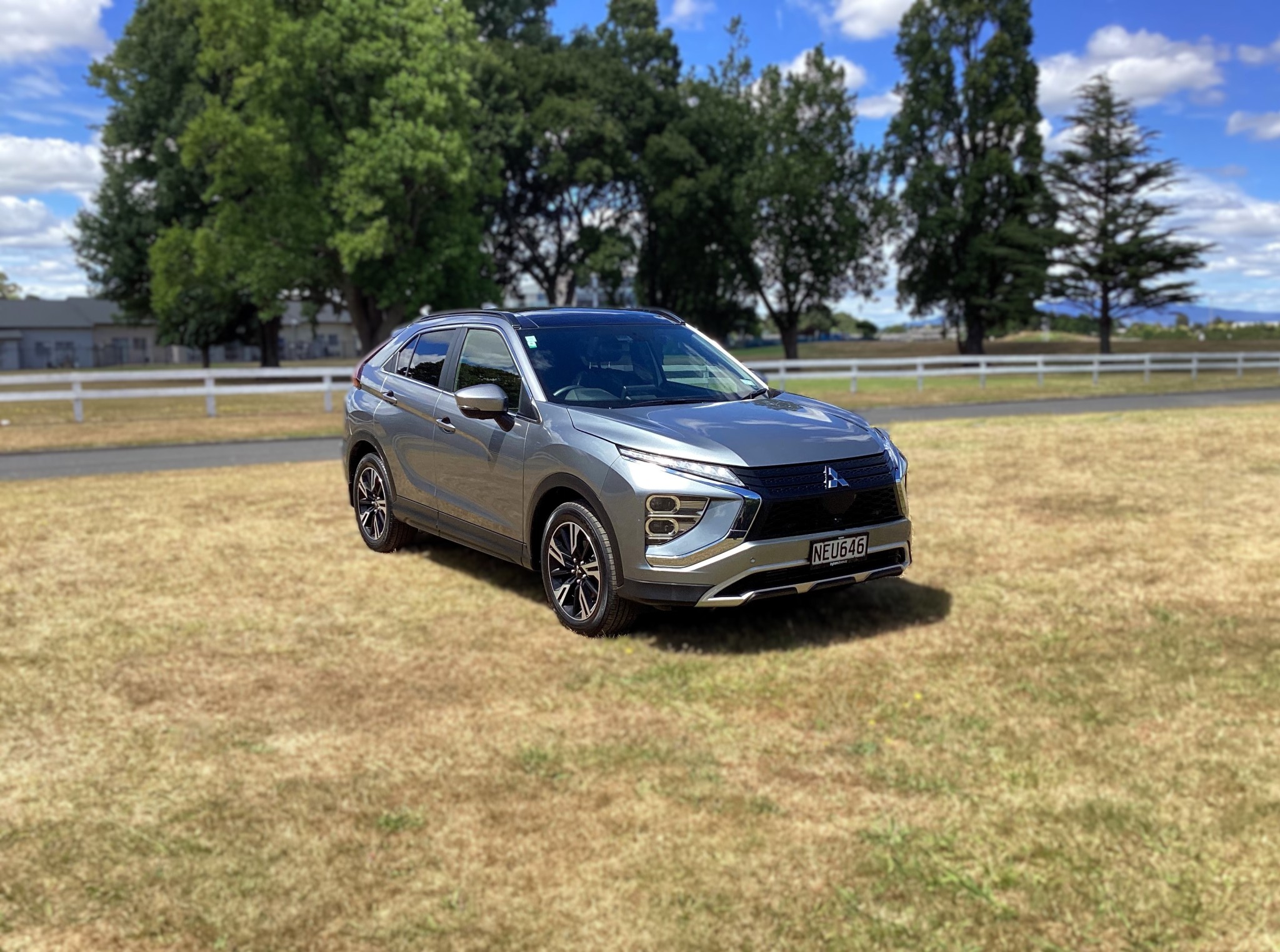 2020 Mitsubishi Eclipse Cross | VRX, 1.5L Petrol/Turbo,  8 Stage CVT, 2WD, SUV. | 25701 | 1