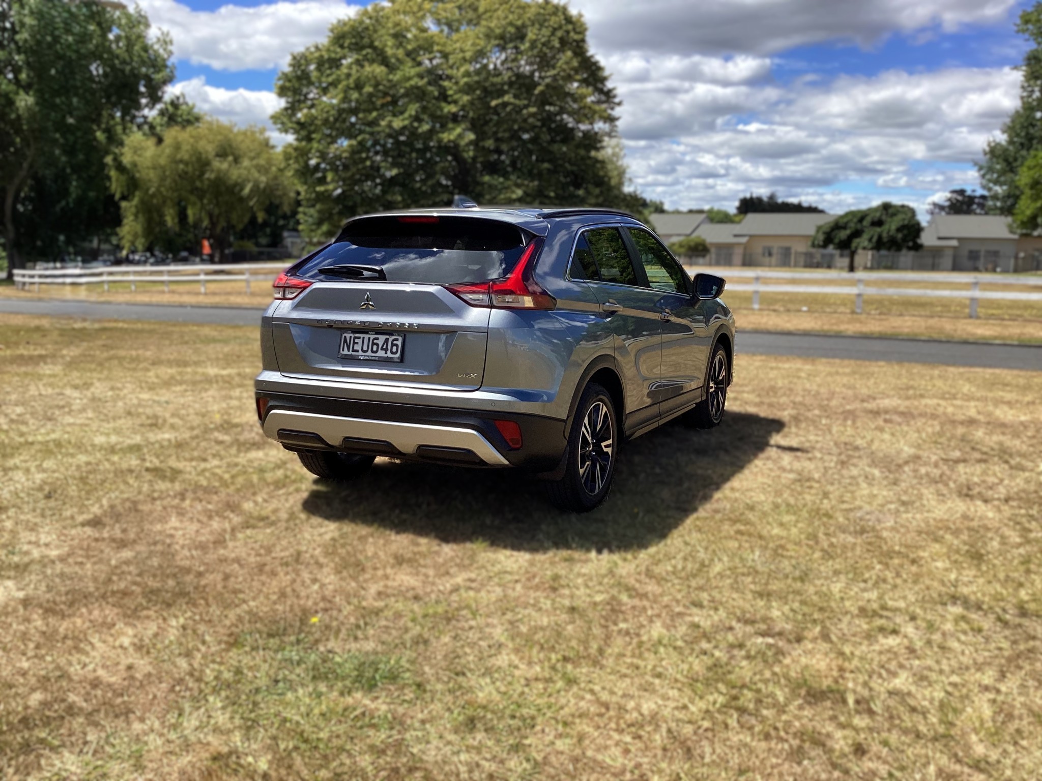 2020 Mitsubishi Eclipse Cross | VRX, 1.5L Petrol/Turbo,  8 Stage CVT, 2WD, SUV. | 25701 | 6