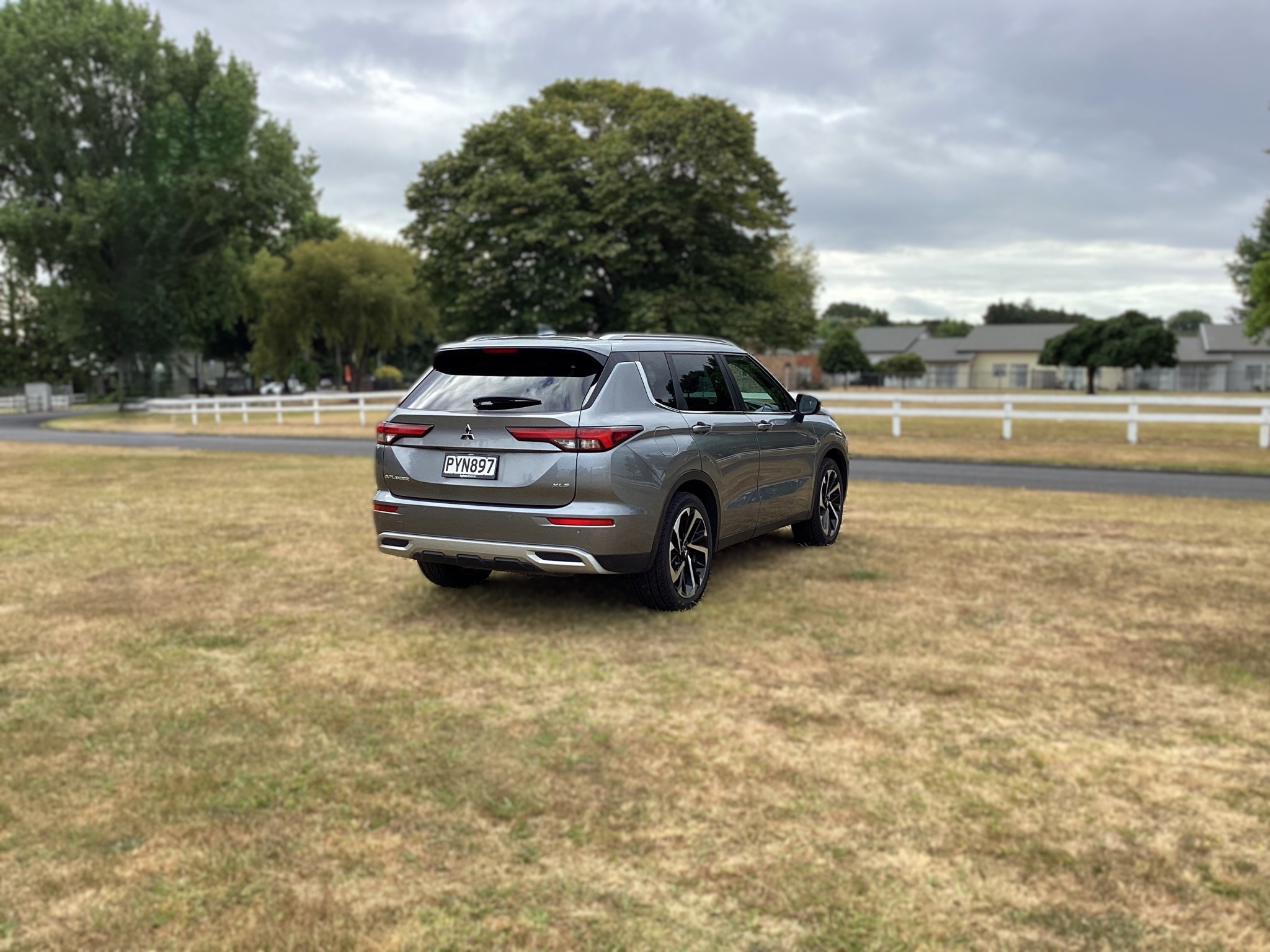 2023 Mitsubishi Outlander | XLS, 2WD, 2.5L Petrol, CVT, 7 Seat, SUV. | 25758 | 6