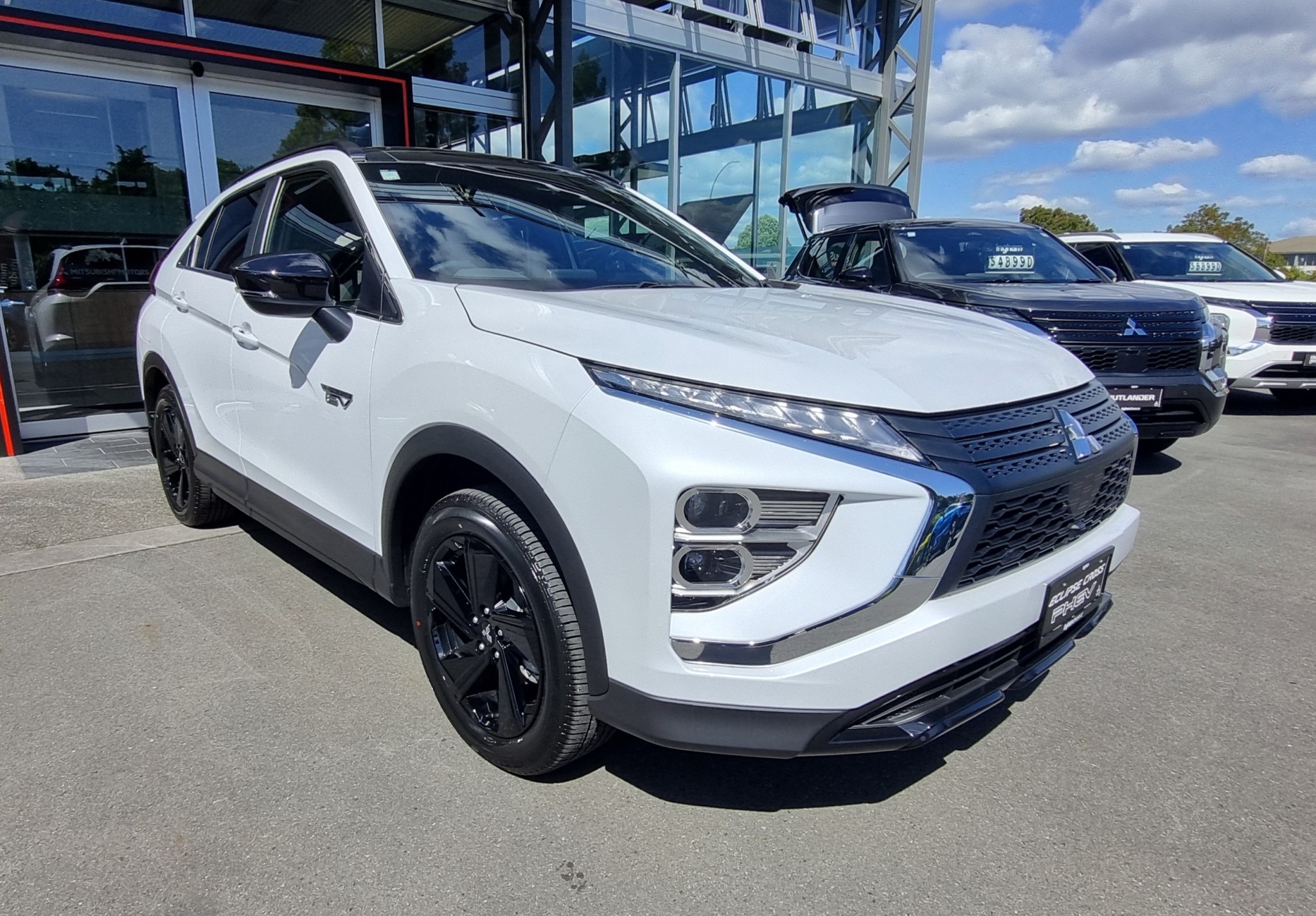 2024 Mitsubishi Eclipse Cross | SPORT PHEV/4WD/AT | 25778 | 1