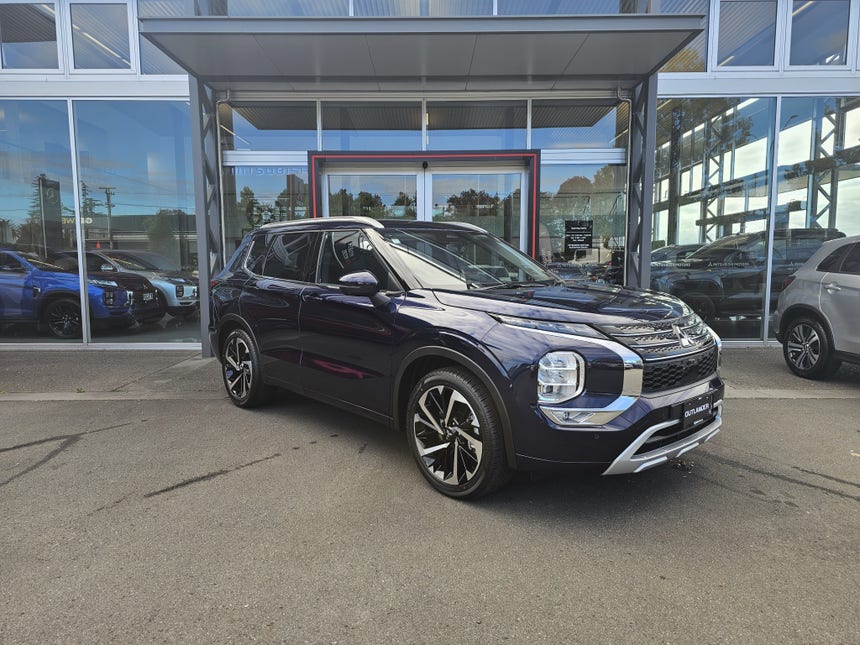 2025 Mitsubishi Outlander | VRX 2.5P/CVT | 26719 | 1