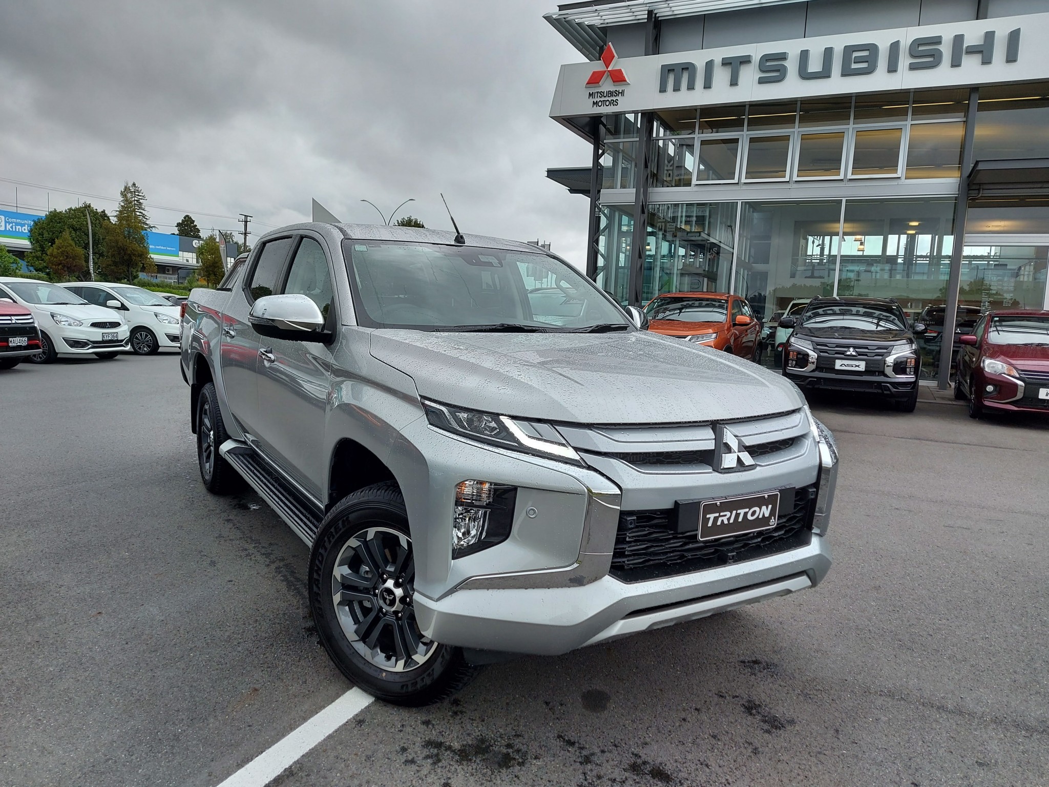 2021 Mitsubishi Triton | VRX 4WD 6AT 2.4D | 14339 | 1