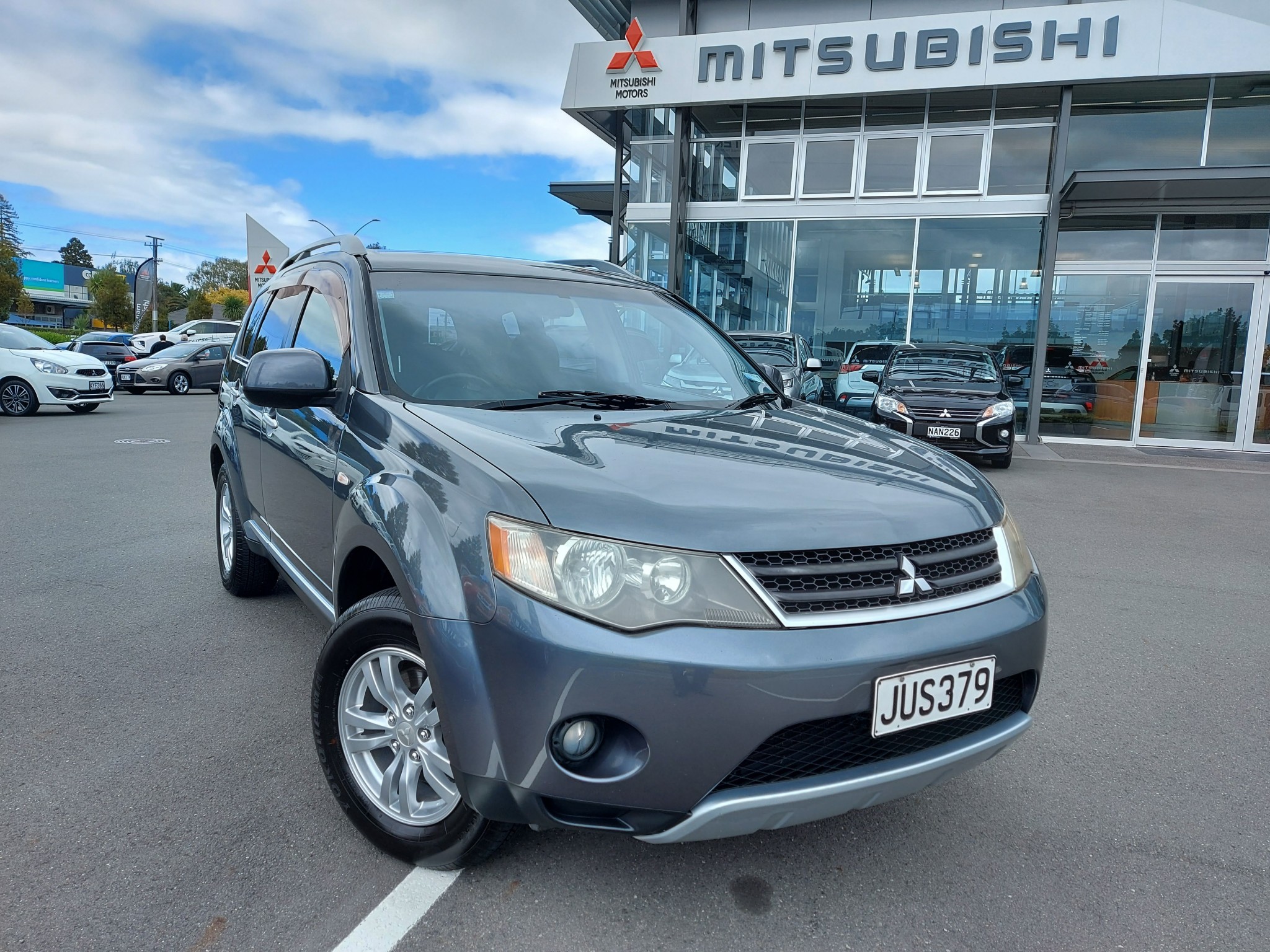 2007 Mitsubishi Outlander | 2.4L Petrol AWD | 14354 | 1