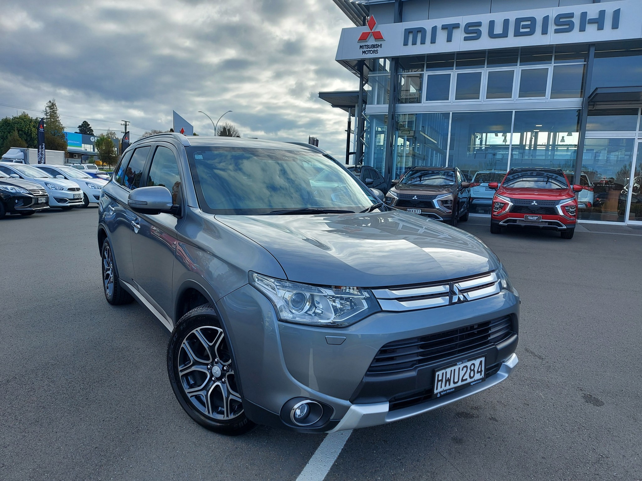 2015 Mitsubishi Outlander | VRX 2.4L 4WD | 15012 | 1