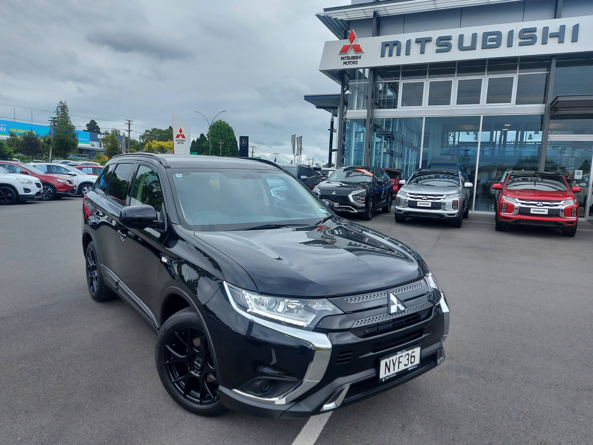 2022 Mitsubishi Outlander | LS 2.4P/CVT | 16689 | 1