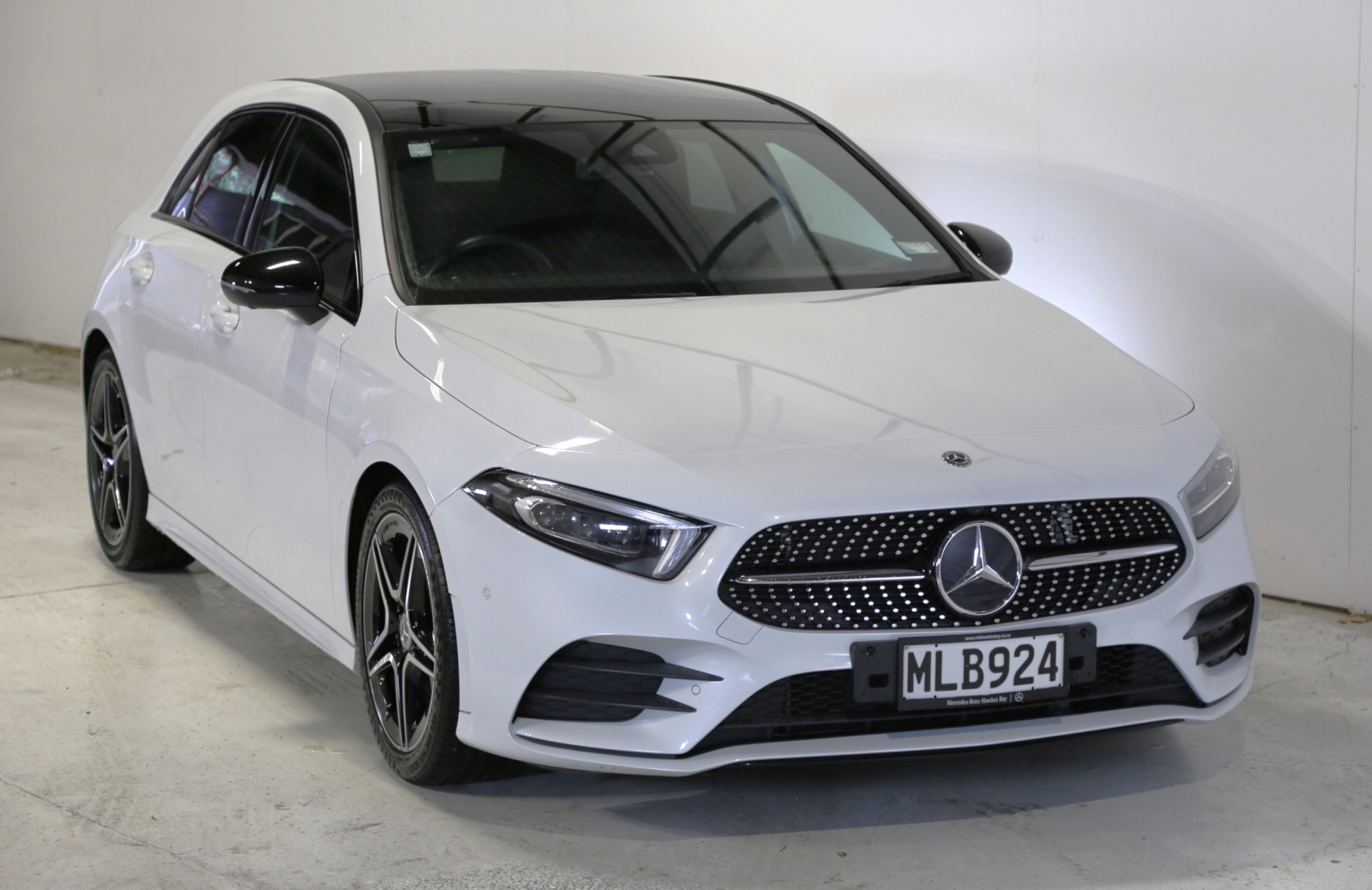 2019 Mercedes-Benz A 180 | NZ New AMG Line MBUX 2y warranty | 24269 | 2