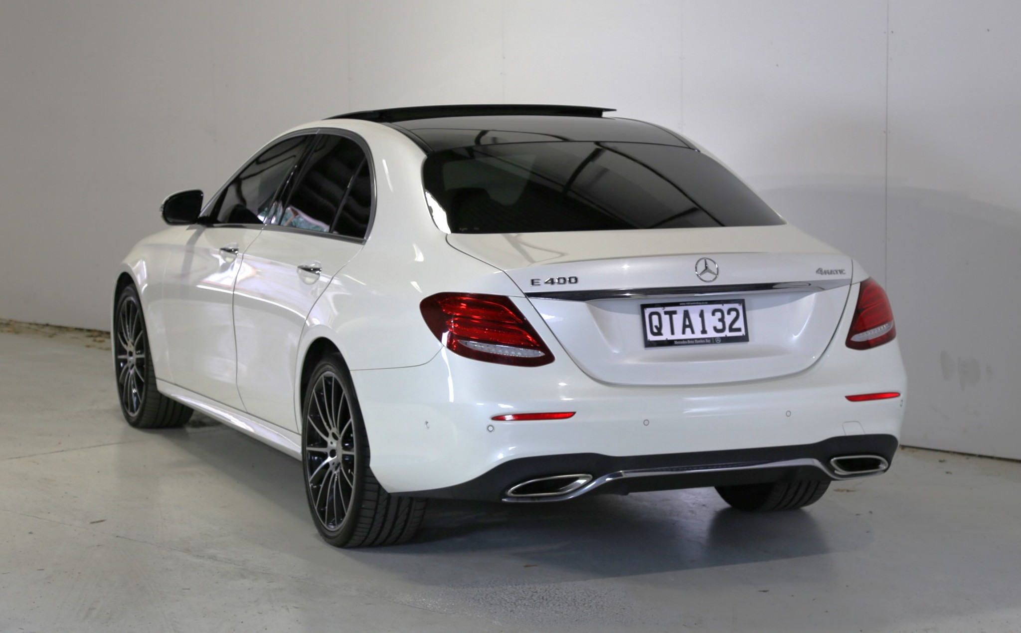 2017 Mercedes-Benz E 400 | NZ New AMG Line 245kw Air Suspension | 24734 | 4