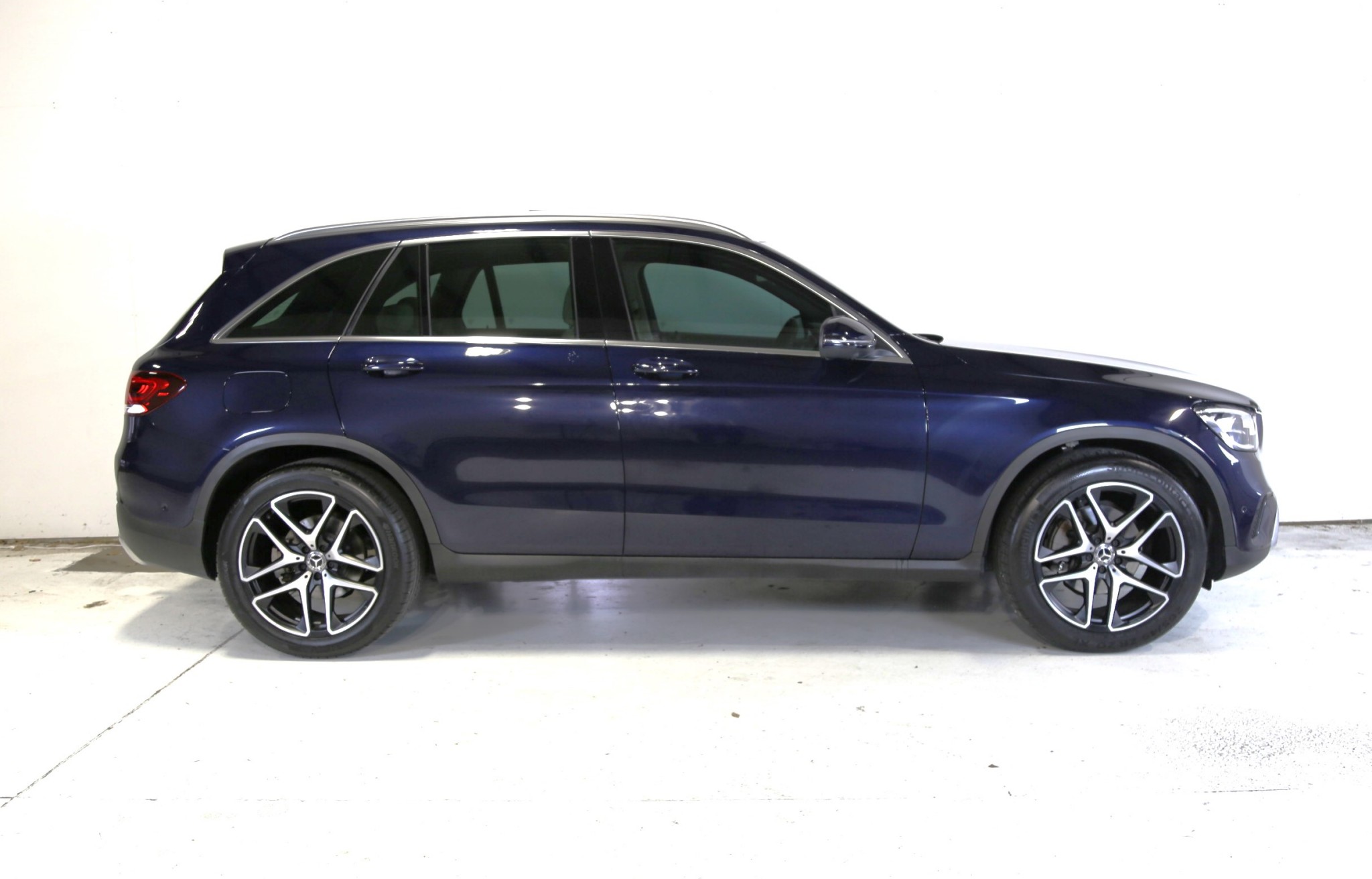 2022 Mercedes-Benz GLC 200 | NZ New 145Kw Vision Pack MBUX | 24833 | 3