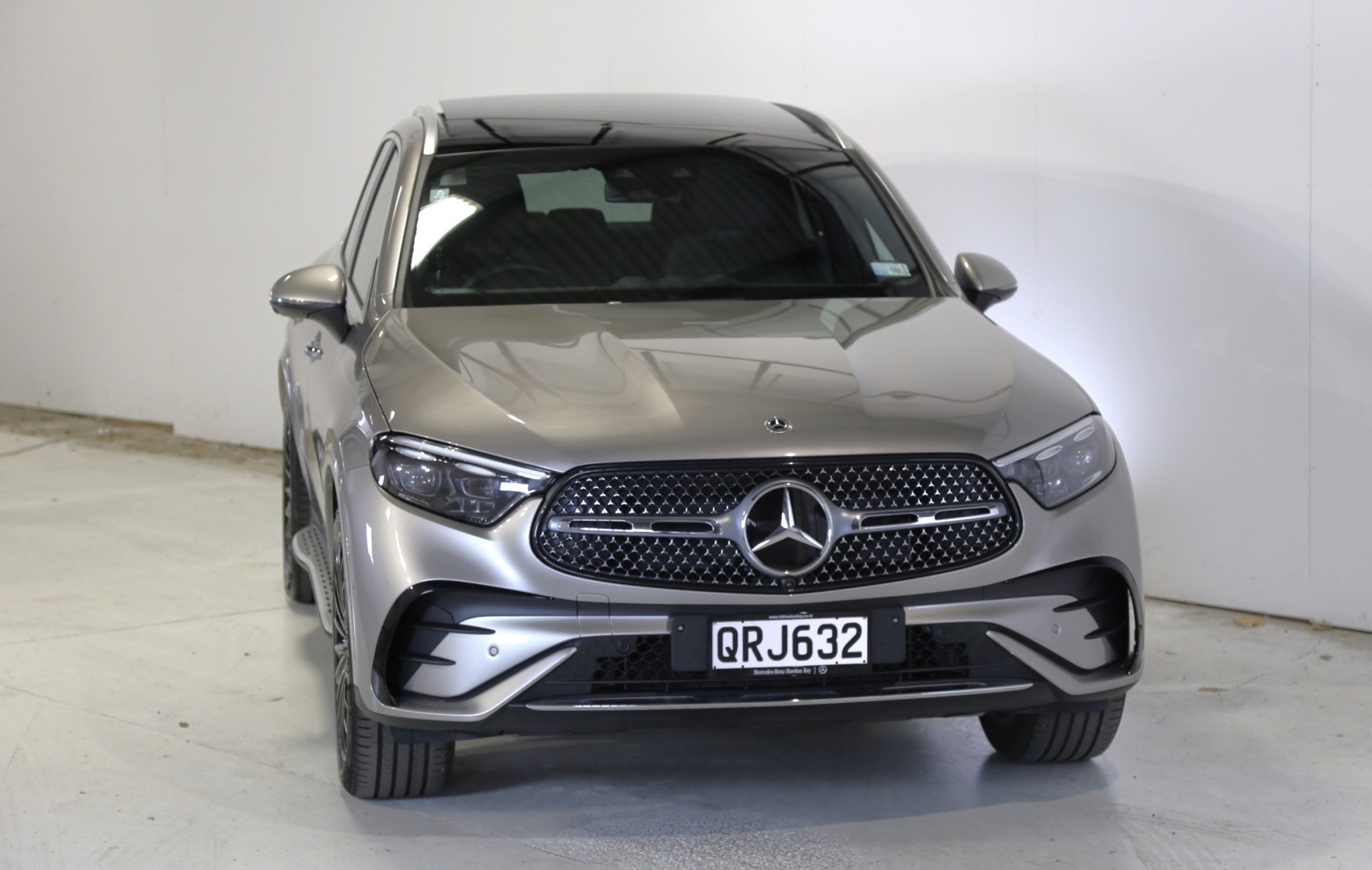 2024 Mercedes-Benz GLC 300 | NZ New Demo Plus Pack MBUX 190Kw | 24958 | 2