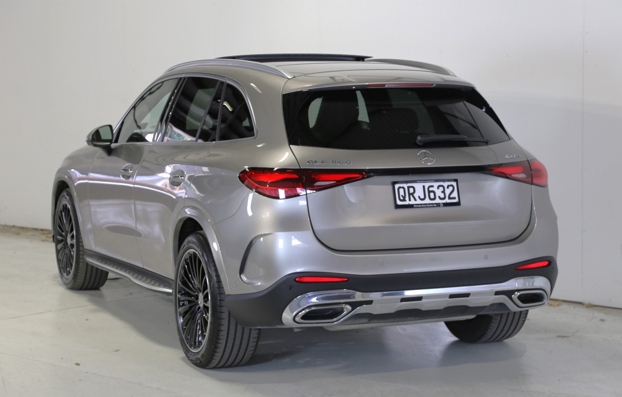 2024 Mercedes-Benz GLC 300 | NZ New Demo Plus Pack MBUX 190Kw | 24958 | 4