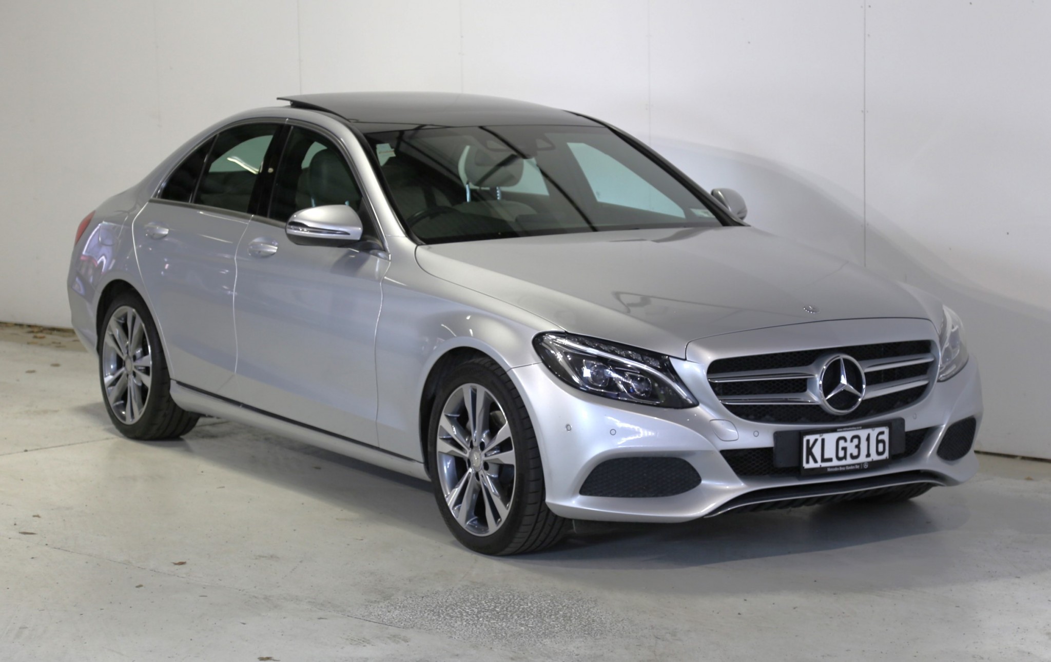 2017 Mercedes-Benz C 200 | NZ New 2y MB warranty AMG GPS HUD | 25062 | 1