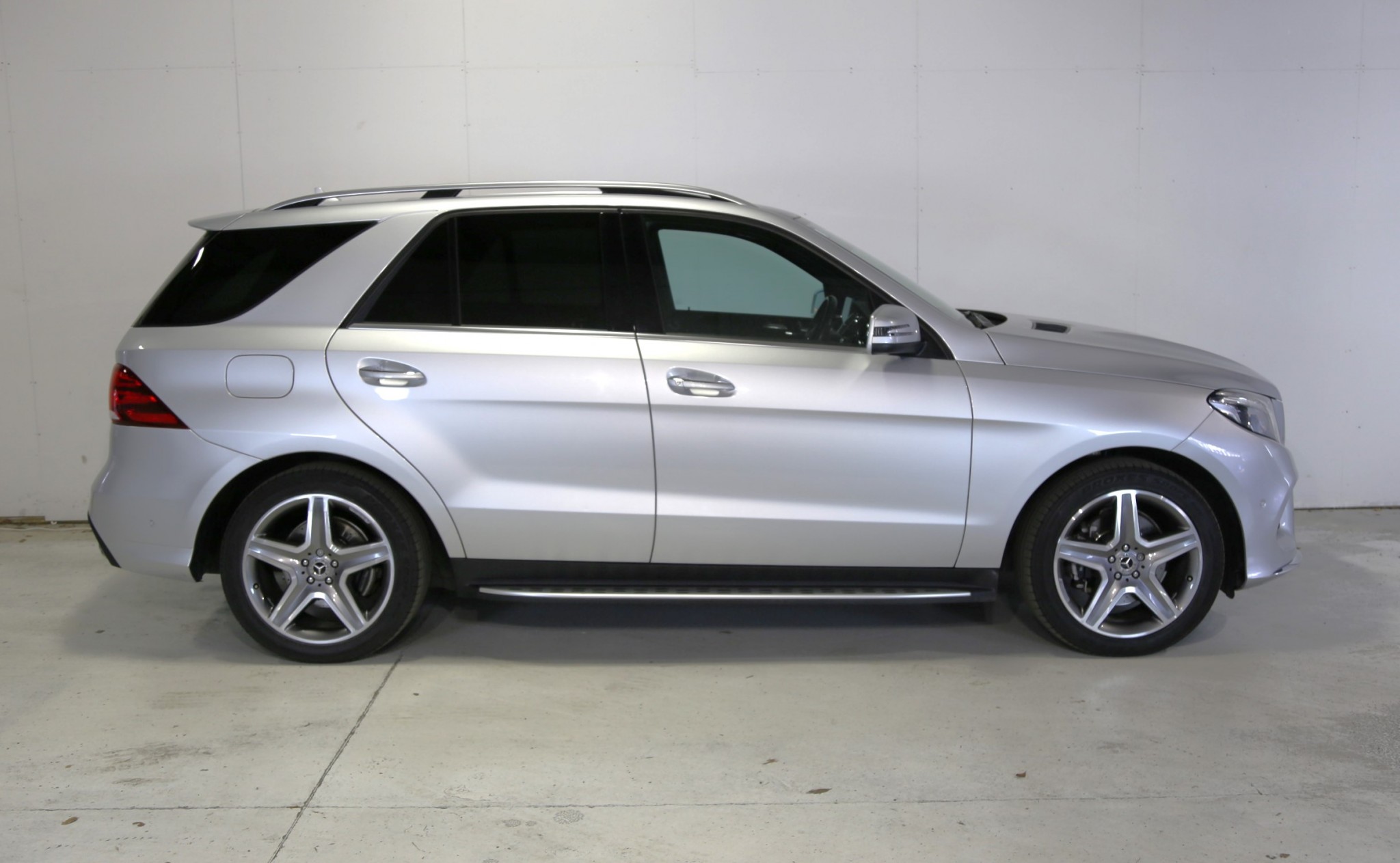 2018 Mercedes-Benz GLE 350 d | NZ New AMG Line 2y MB warranty Air suspension | 25063 | 3