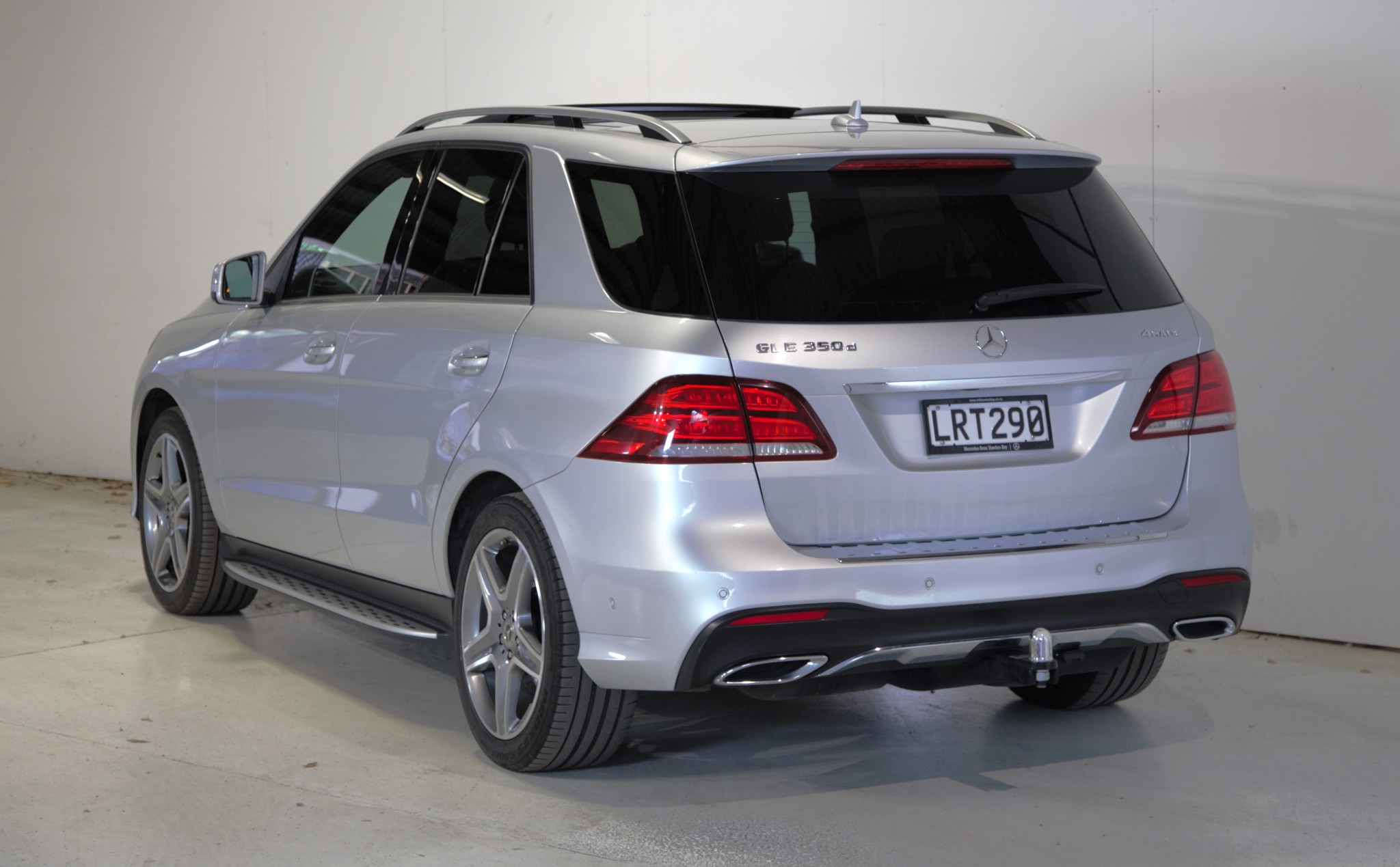 2018 Mercedes-Benz GLE 350 d | NZ New AMG Line 2y MB warranty Air suspension | 25063 | 4