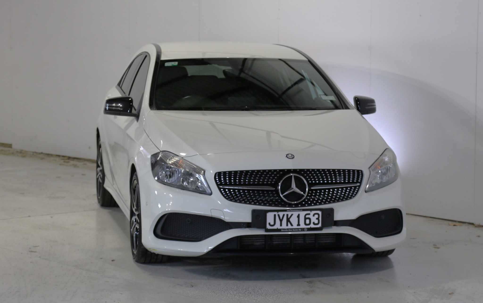 2016 Mercedes-Benz A 180 | NZ New GPS Reverse Cam Alloys | 25087 | 2