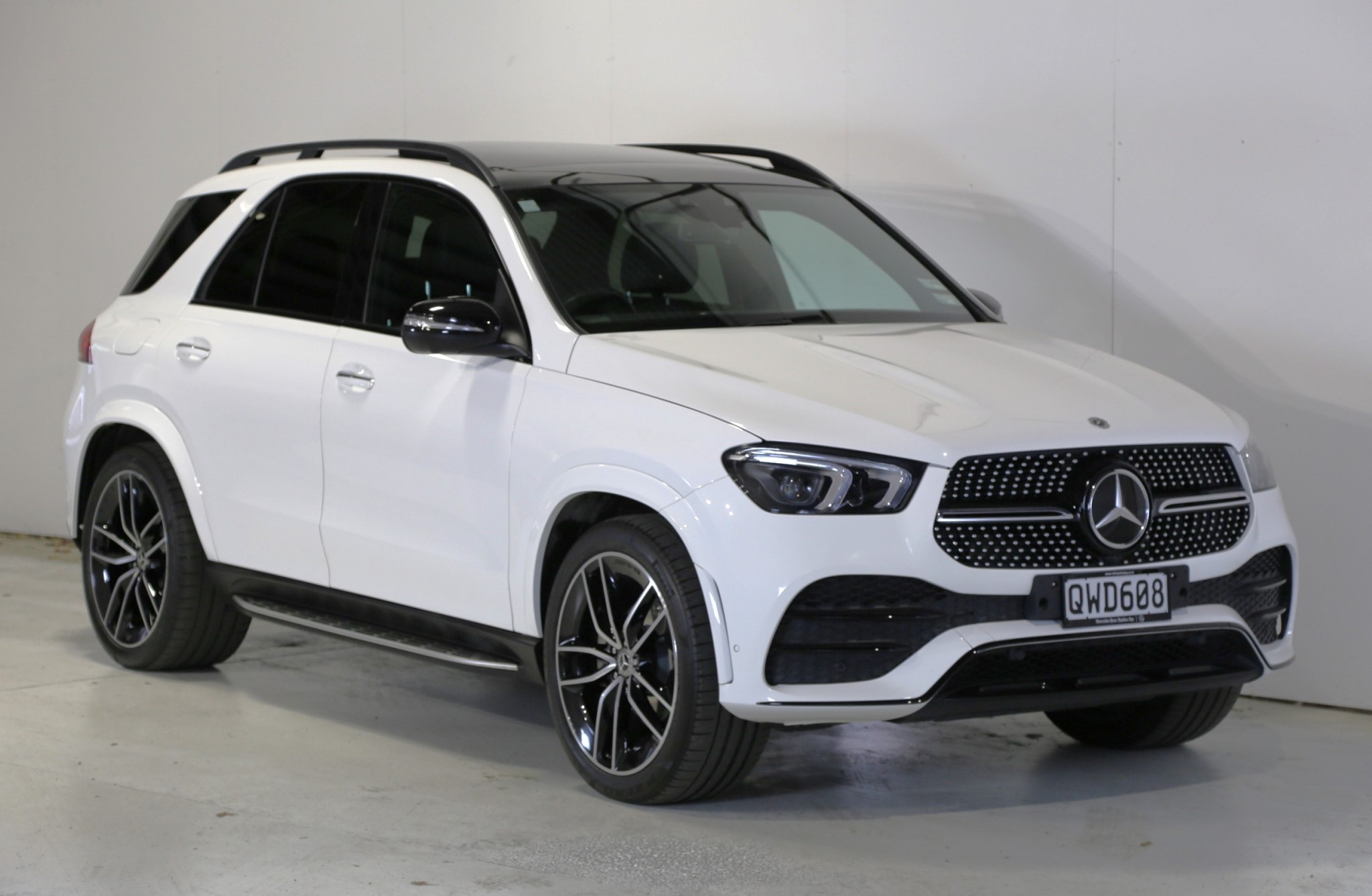 2022 Mercedes-Benz GLE 300 d | Night Pack NZ new  22s Air Suspension | 25120 | 1