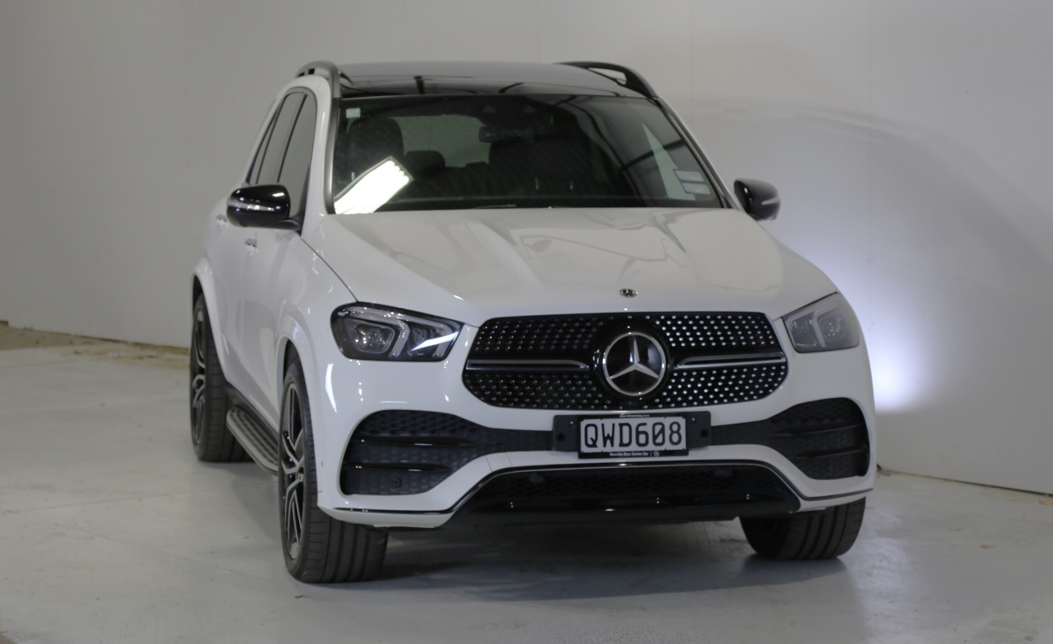 2022 Mercedes-Benz GLE 300 d | Night Pack NZ new  22s Air Suspension | 25120 | 2