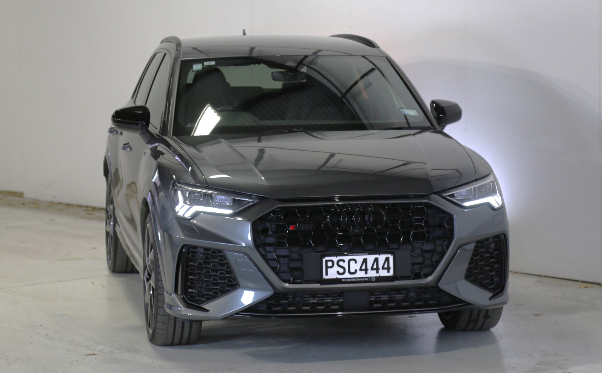 2023 Audi RSQ3 | 294 KW/400HP Quattro Black pack | 25189 | 2